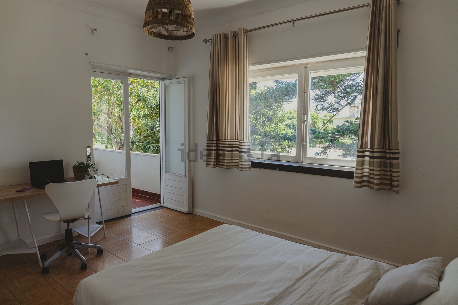 出租房间在Alameda Conde Oeiras, 22 - 卧室