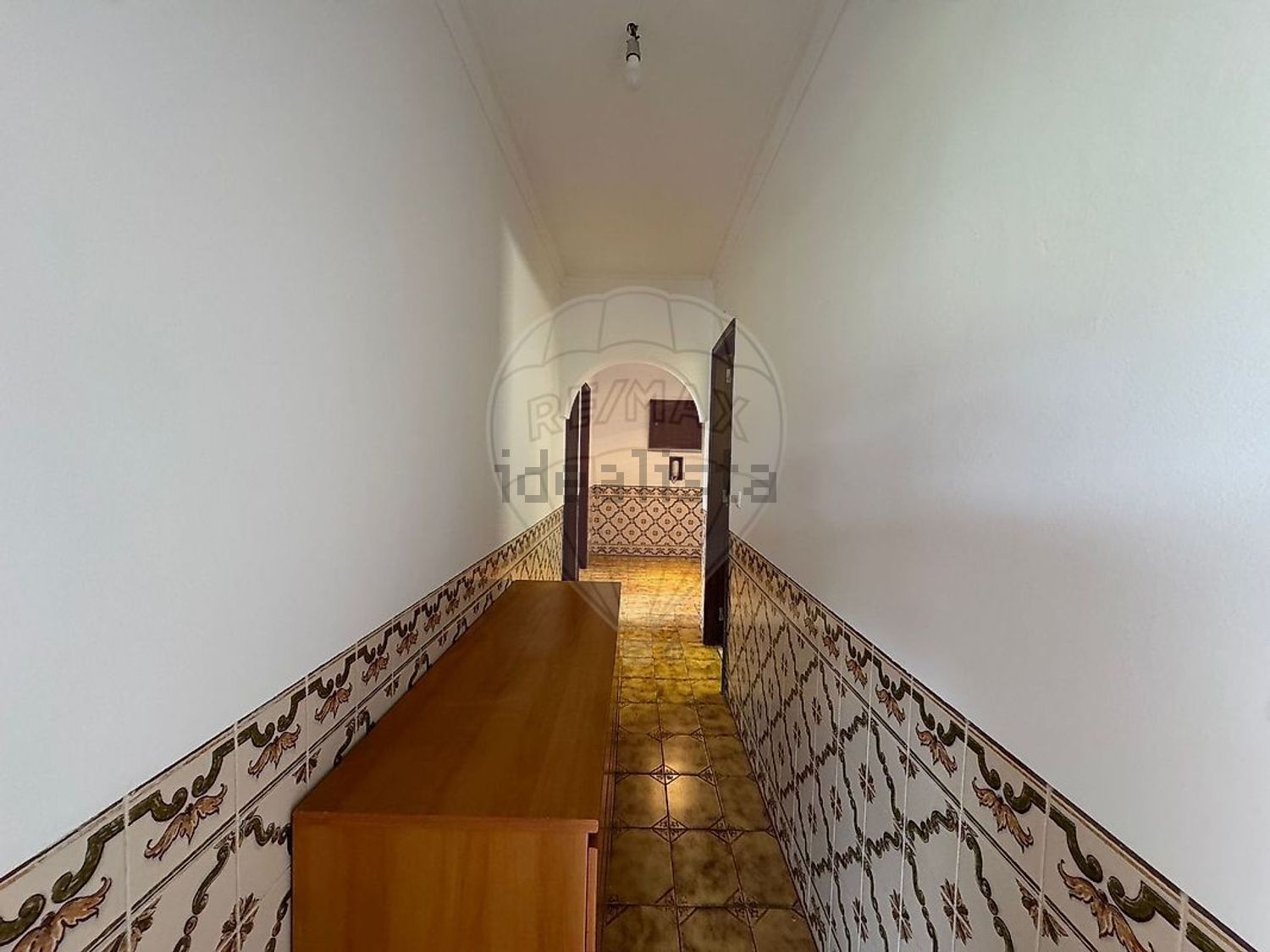 出租公寓 t2在Rua Elias Garcia - 过道