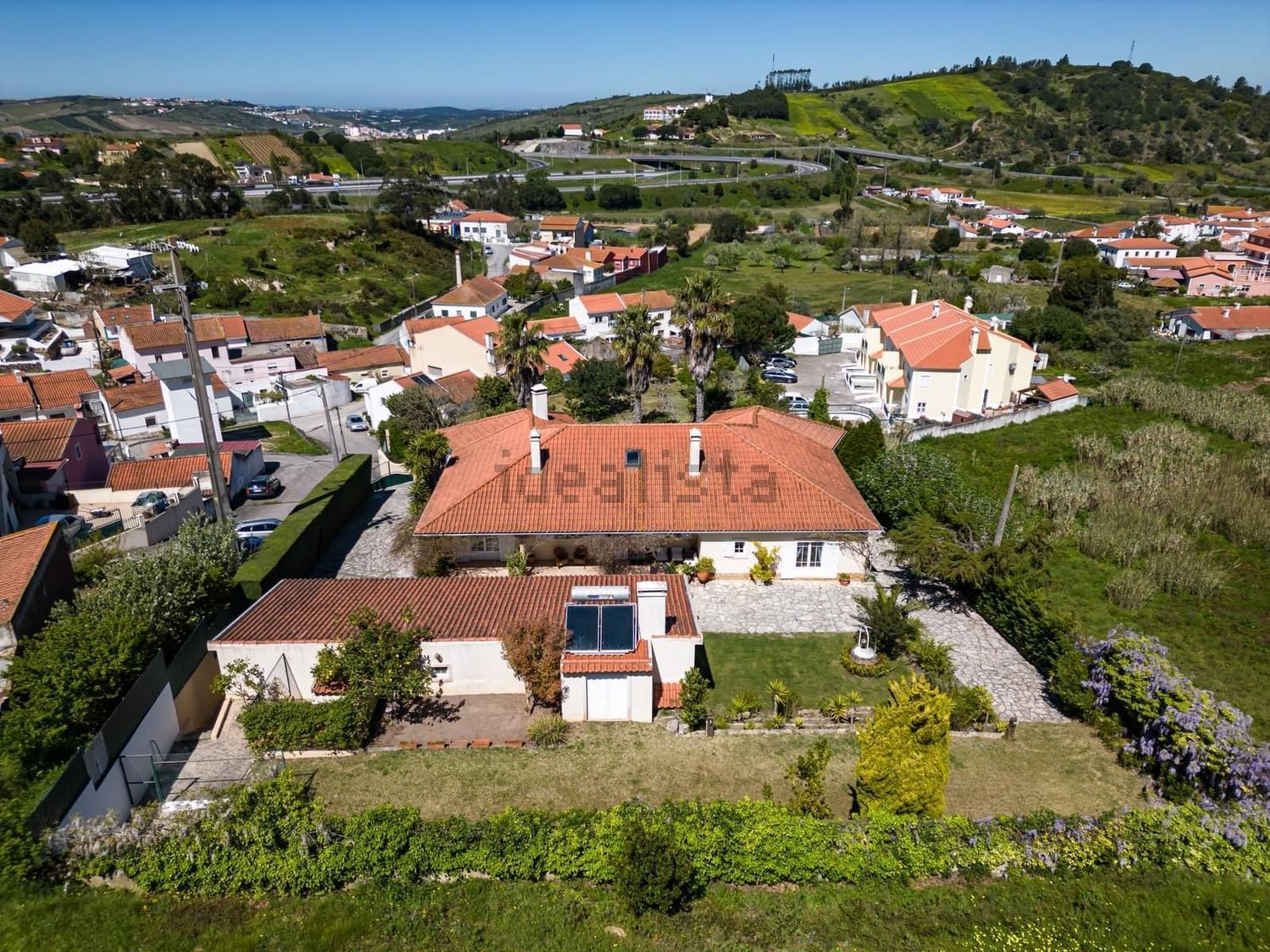 小楼房或独栋别墅出售在Rua das Eiras - 照片