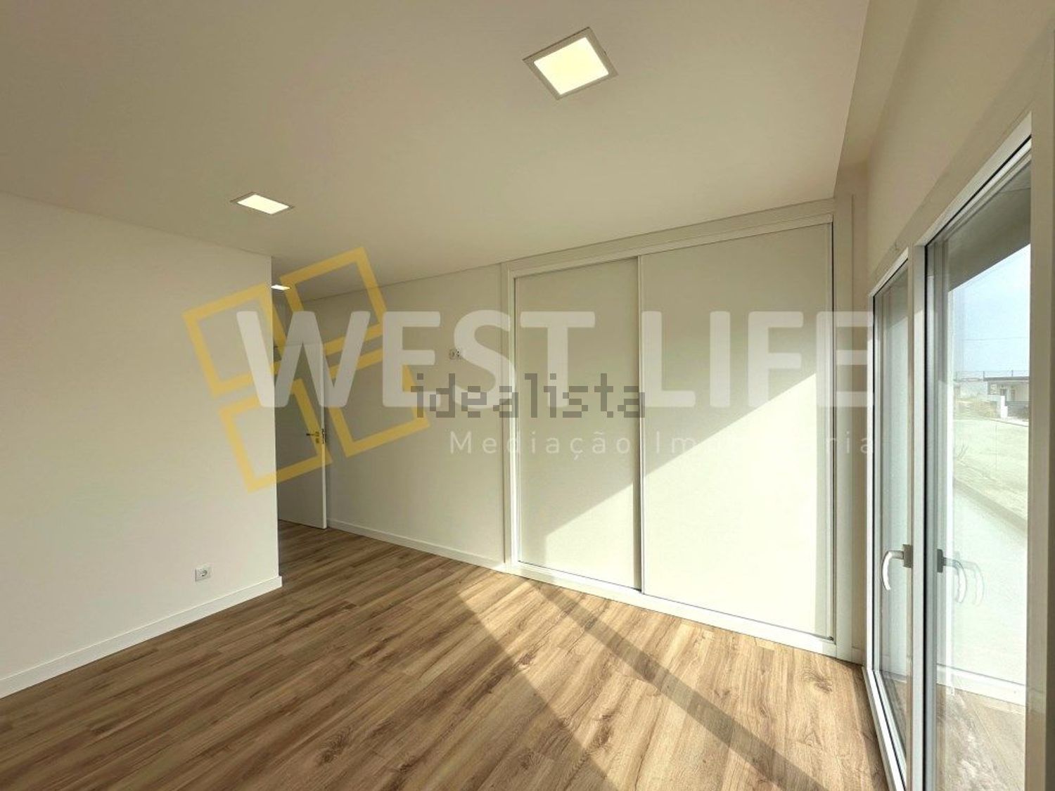 小楼房或独栋别墅出售在Santa Bárbara - 居住