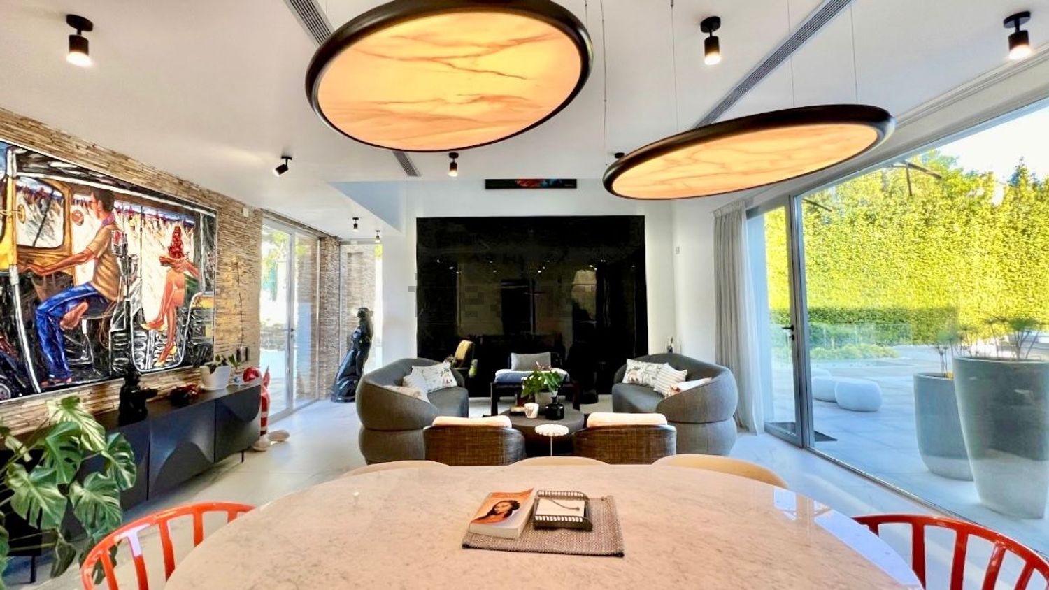 小楼房或独栋别墅出售在Rua Mato das Cruzadas - 客厅