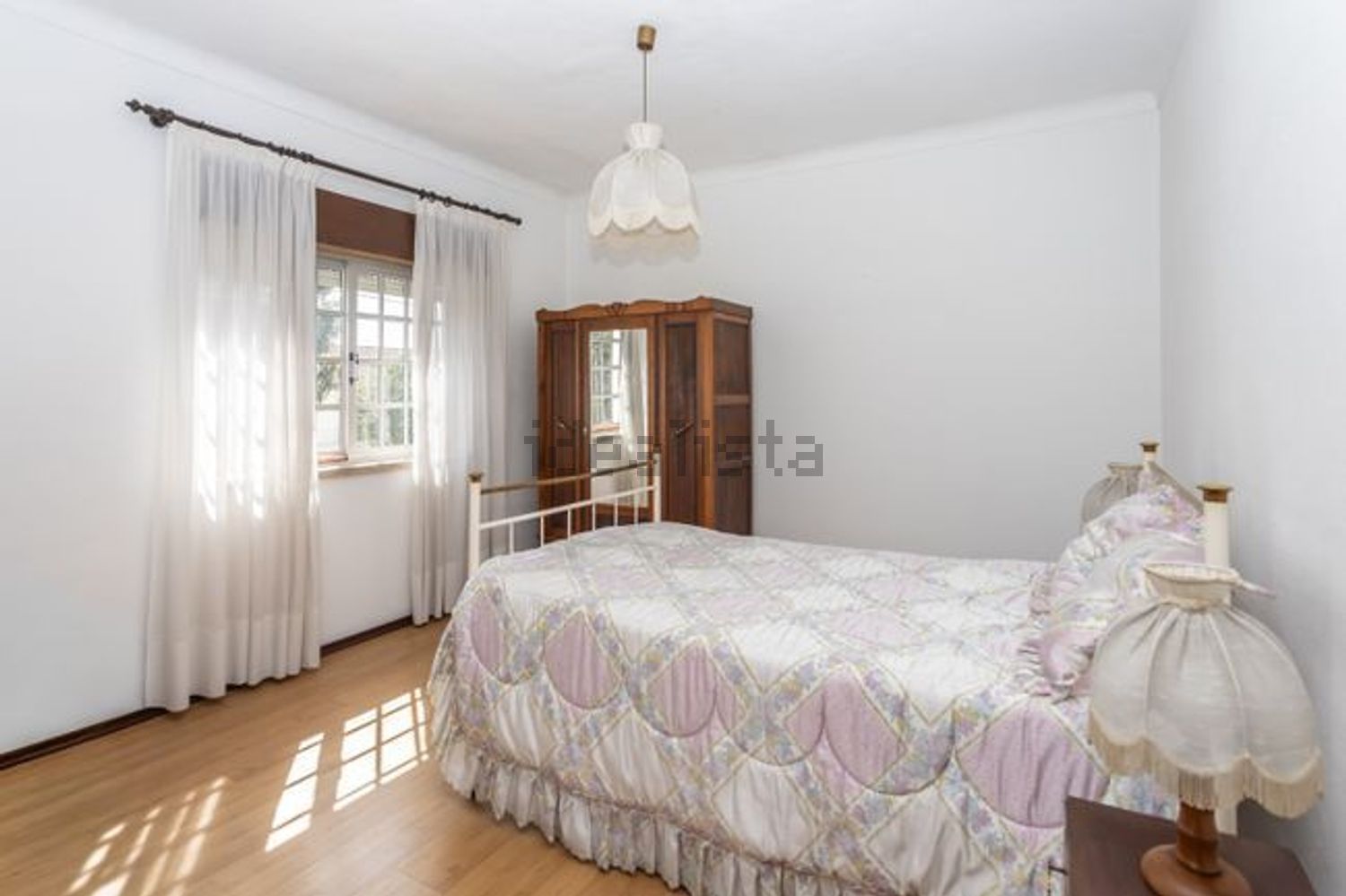 小楼房或独栋别墅出售在Rua Padre Cruz - 卧室