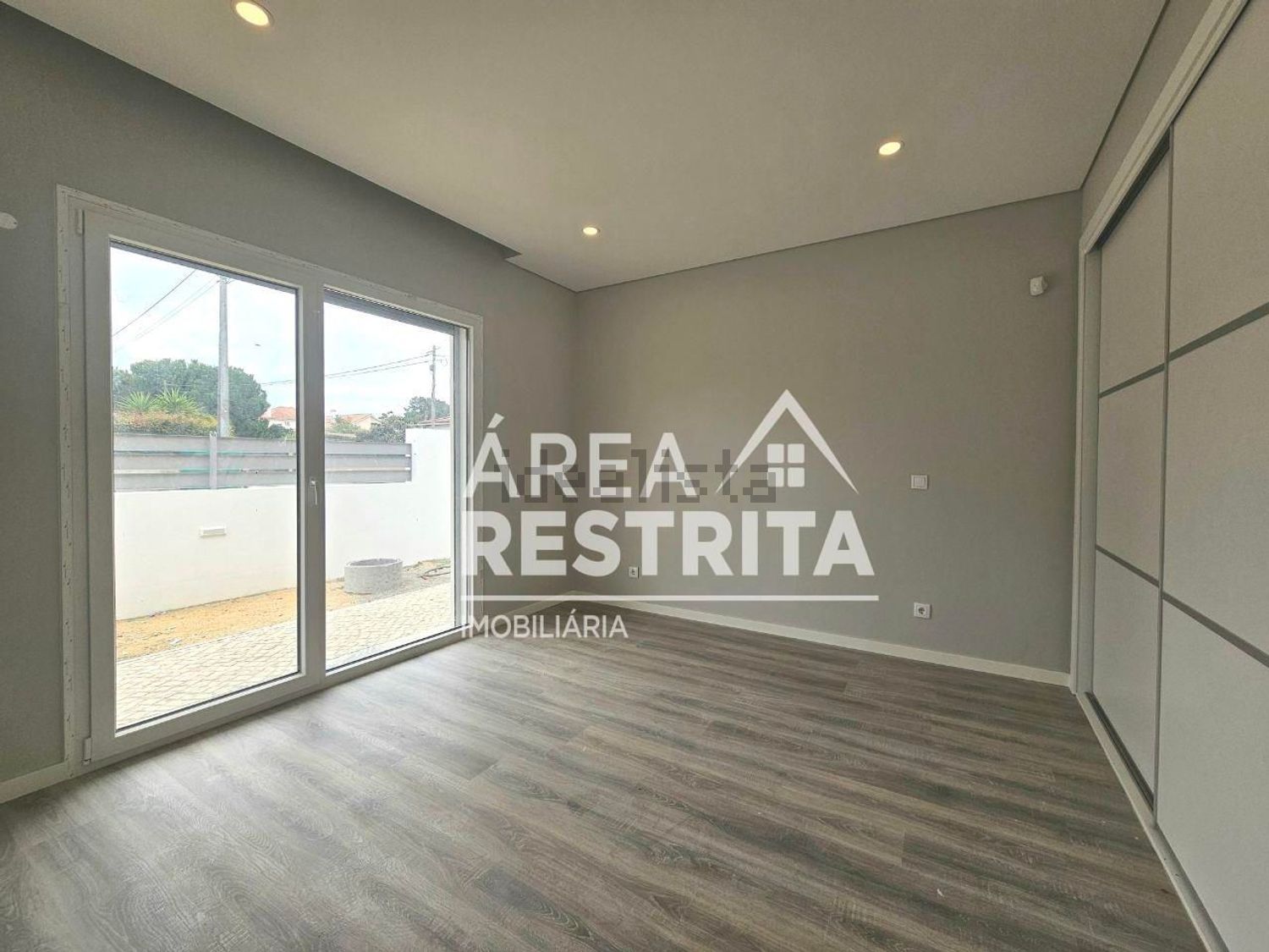 小楼房或独栋别墅出售在Vale de Choupos - Choilo - Galeotas - 卧室