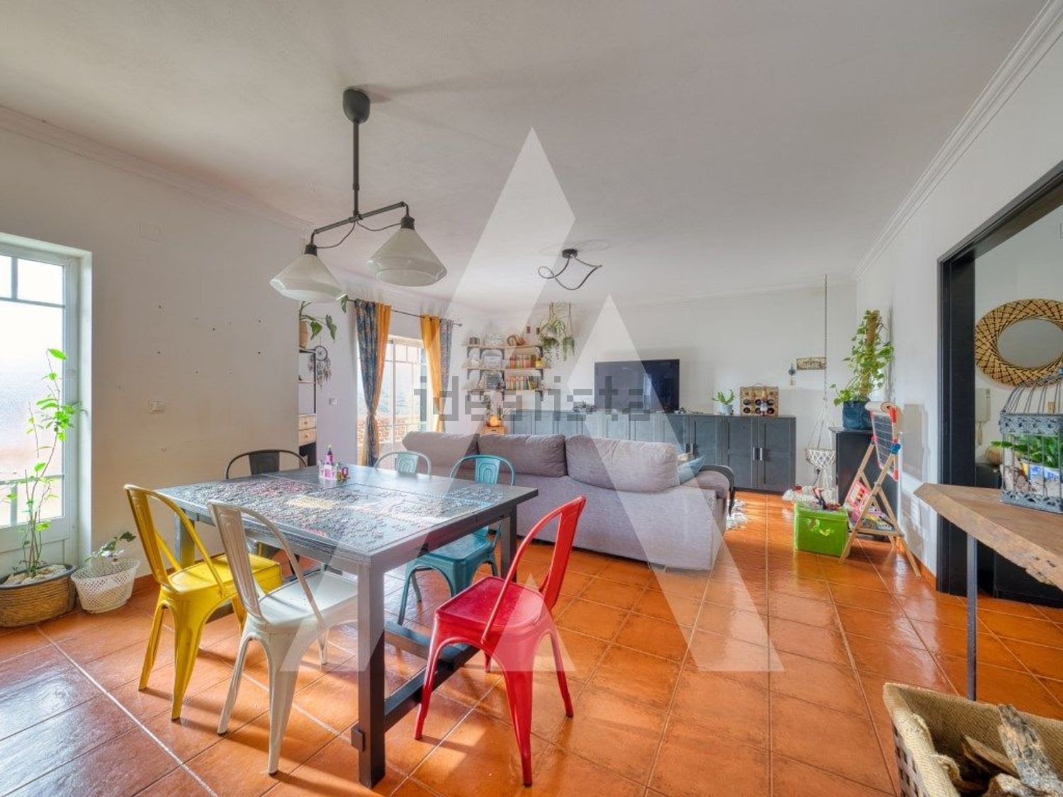 小楼房或独栋别墅出售在Lamas e Cercal - 客厅