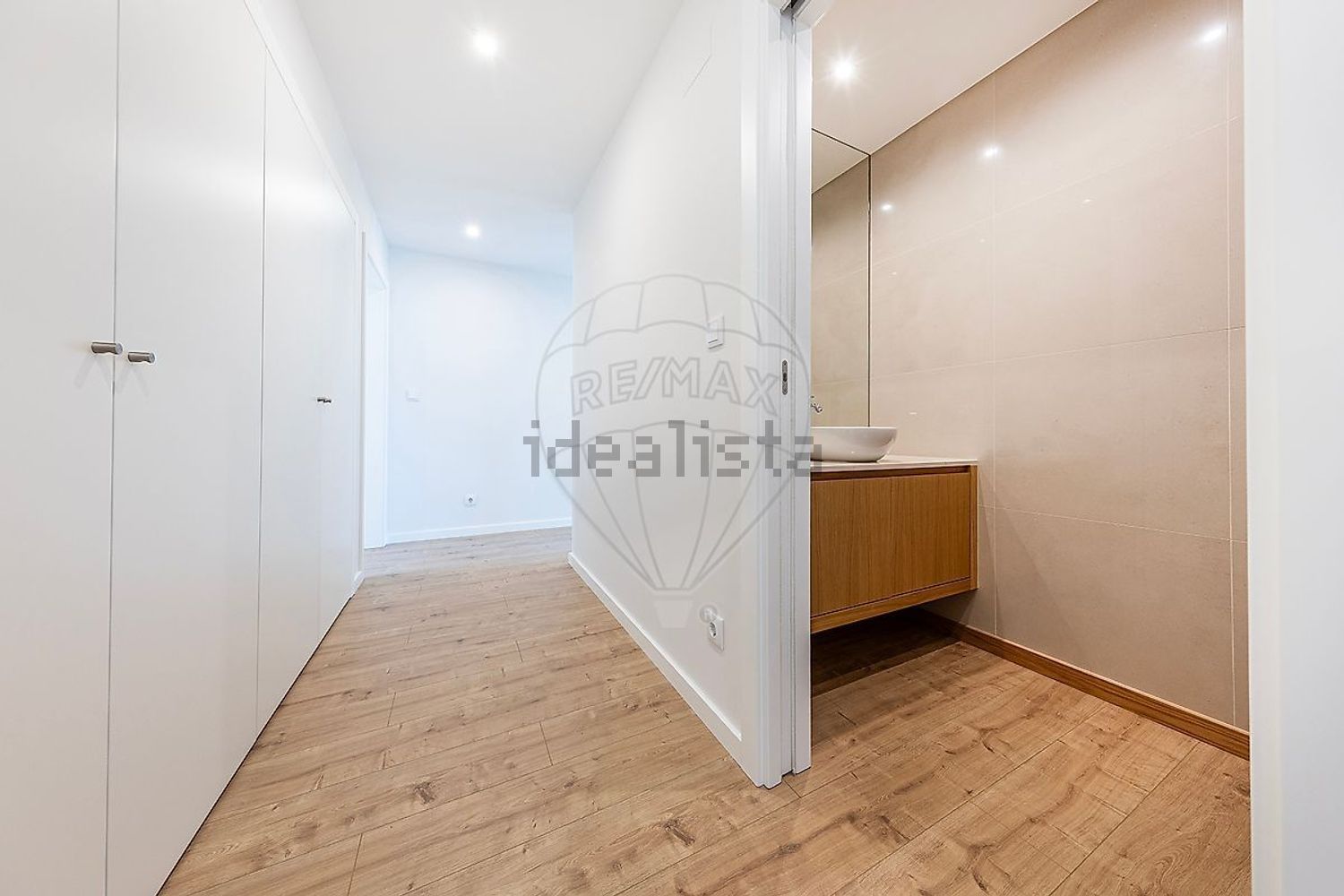 公寓 t3出售在Rua André de Gouveia - 照片