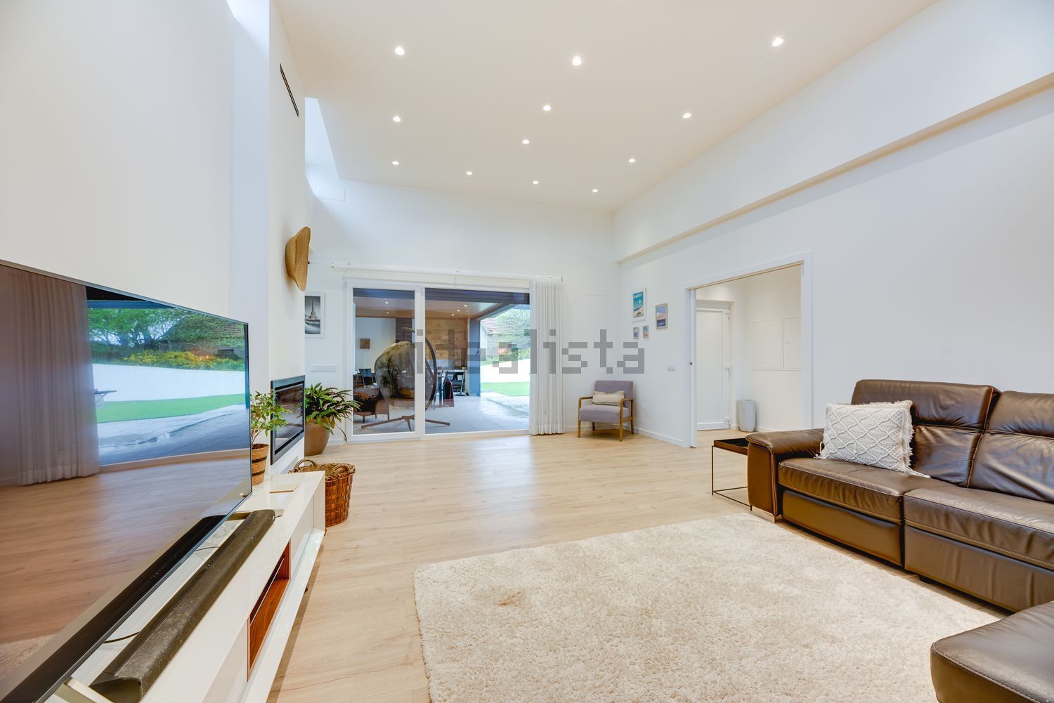 小楼房或独栋别墅出售在Rua da Mandinga s/n - 客厅