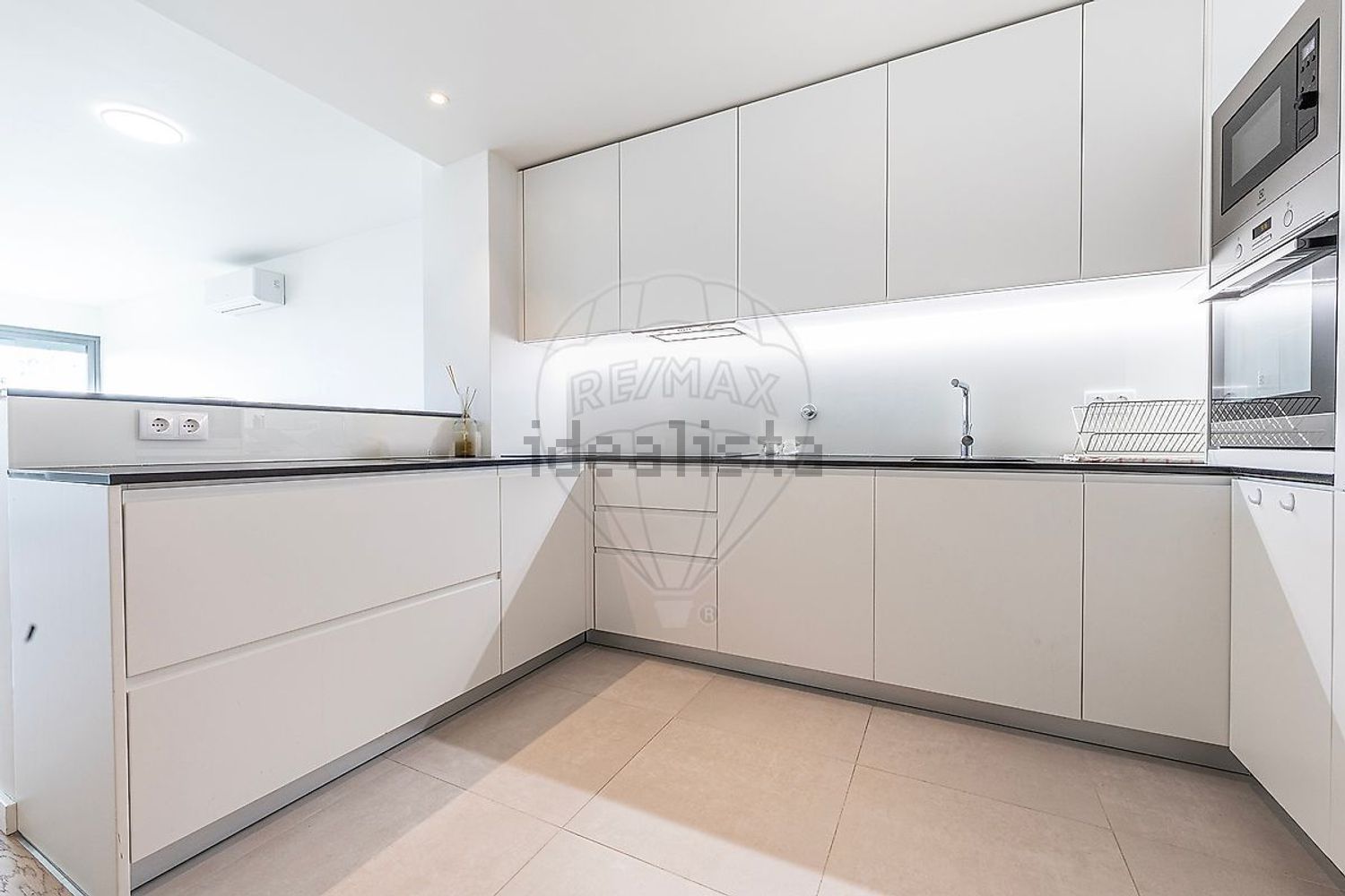 公寓 t2出售在Rua de Santa Engrácia - 厨房