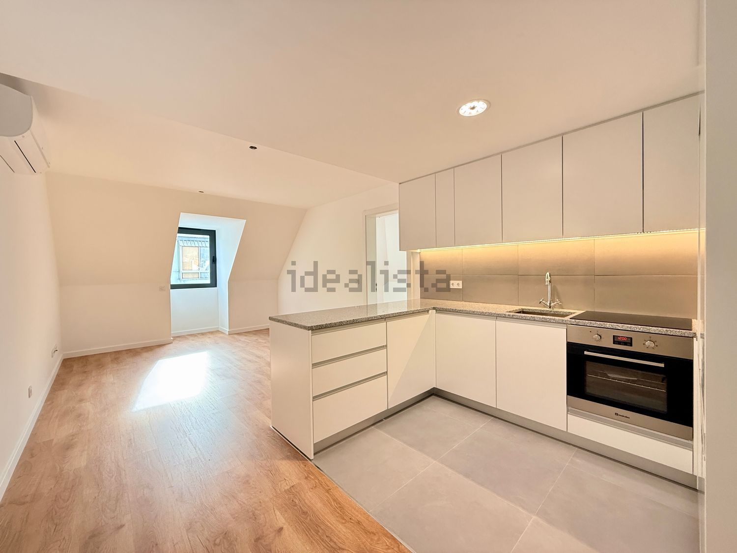 出租公寓 t1在Rua Artur Ferreira da Silva - 厨房