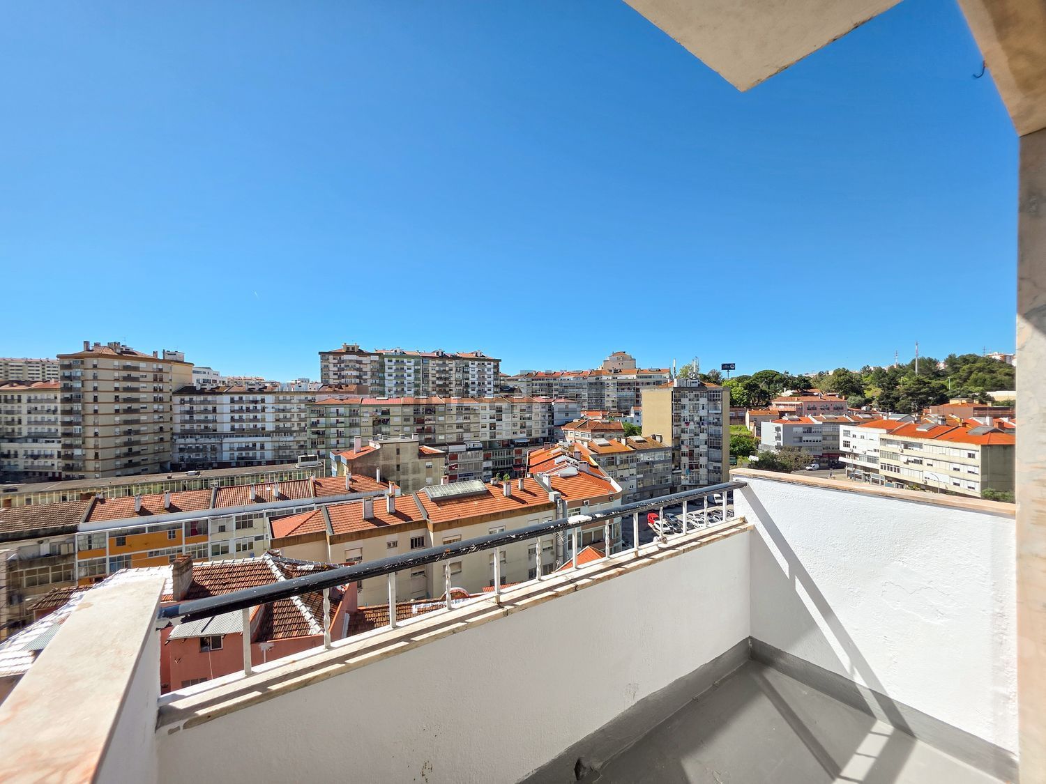 公寓 t2出售在Rua Barbosa du Bocage - 阳台