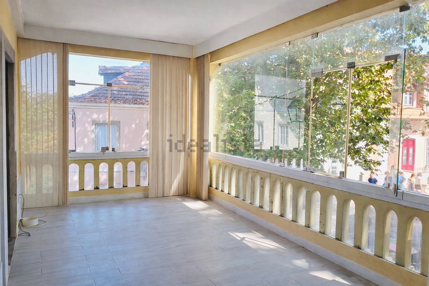 出租公寓 t4在Rua Doutor Alfredo da Costa, 92 - 客厅