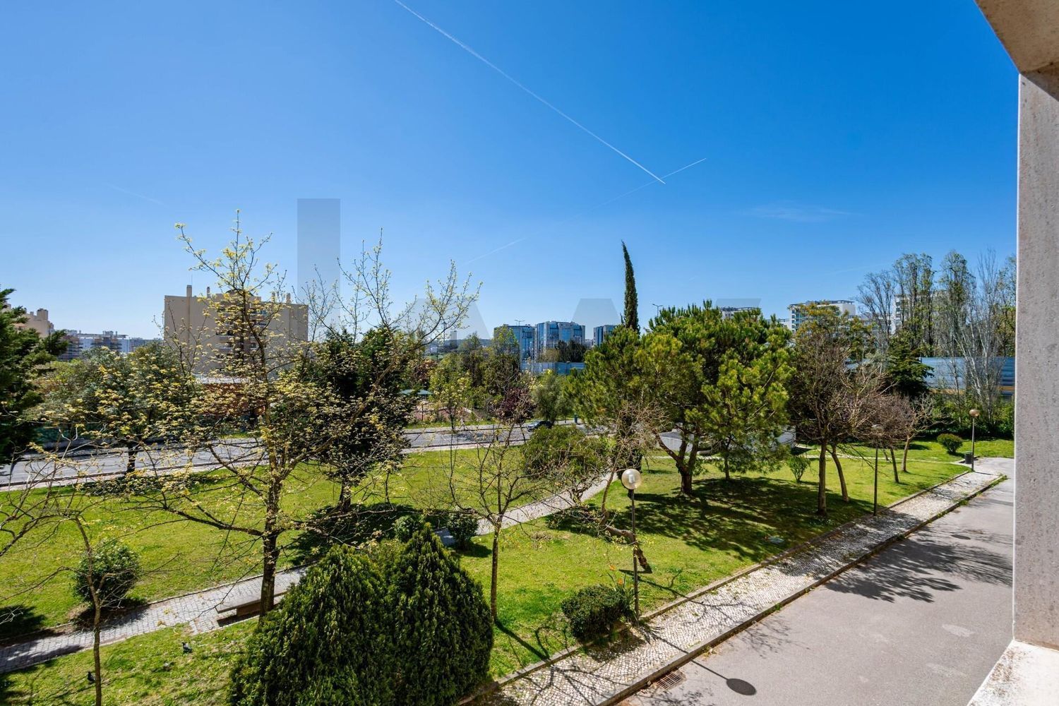 出租公寓 t3在Rua Professor Mark Athias, 1 b 1c, Nº - 视线