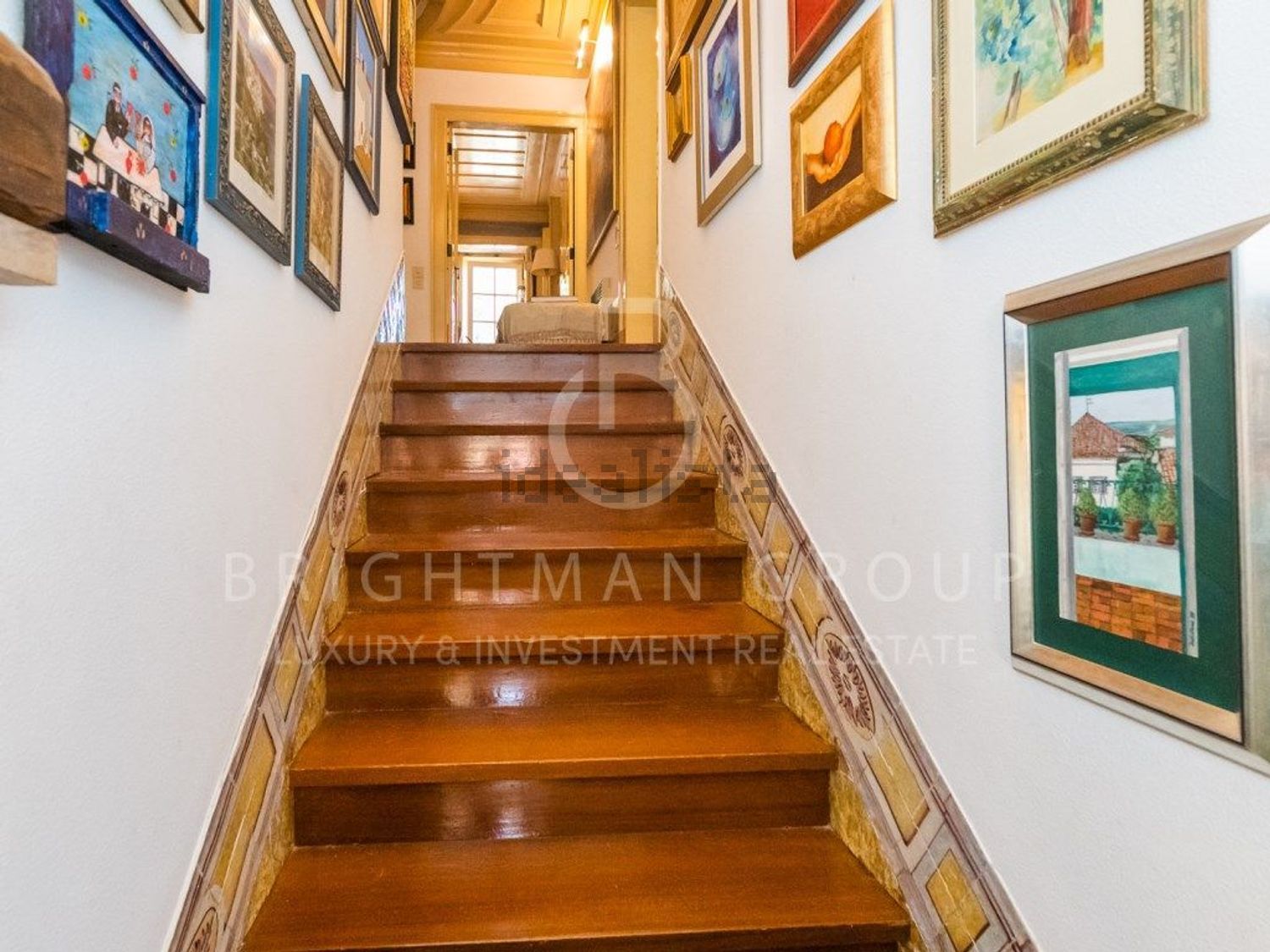 小楼房或独栋别墅出售在Carriche - Hospital das Forças Armadas - 详情