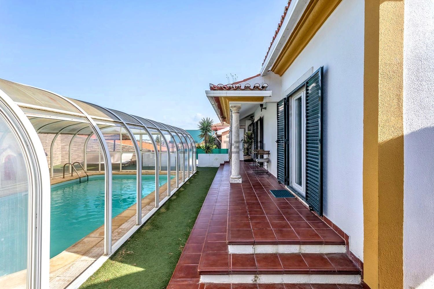 小楼房或独栋别墅出售在Rua dos Pintassilgos, 3 - 花园