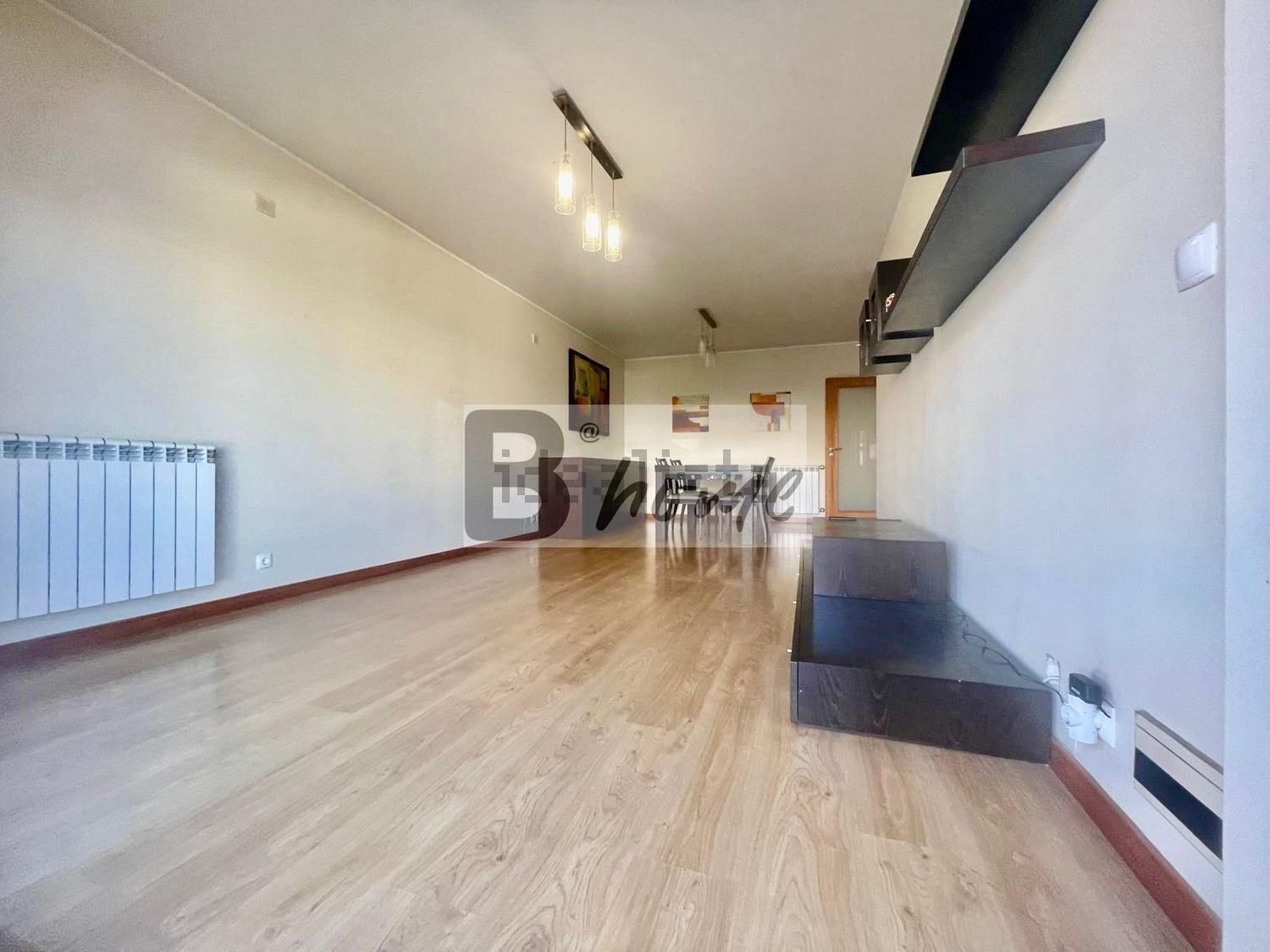 出租公寓 t2在Rua Maria Beatriz Mexia s/n - 客厅