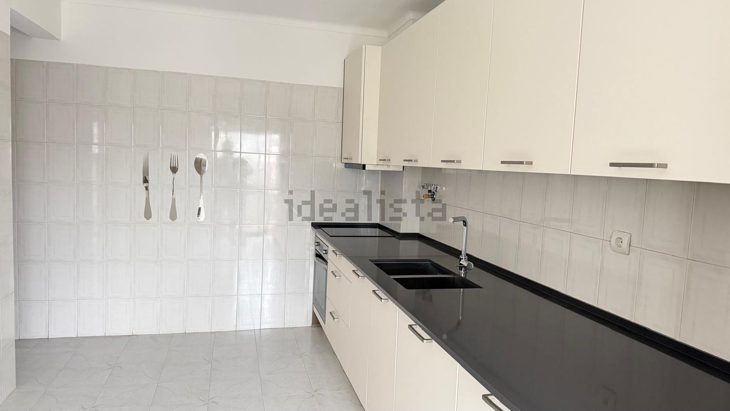 出租公寓 t3在Avenida General Humberto Delgado, 1 Lote - 厨房