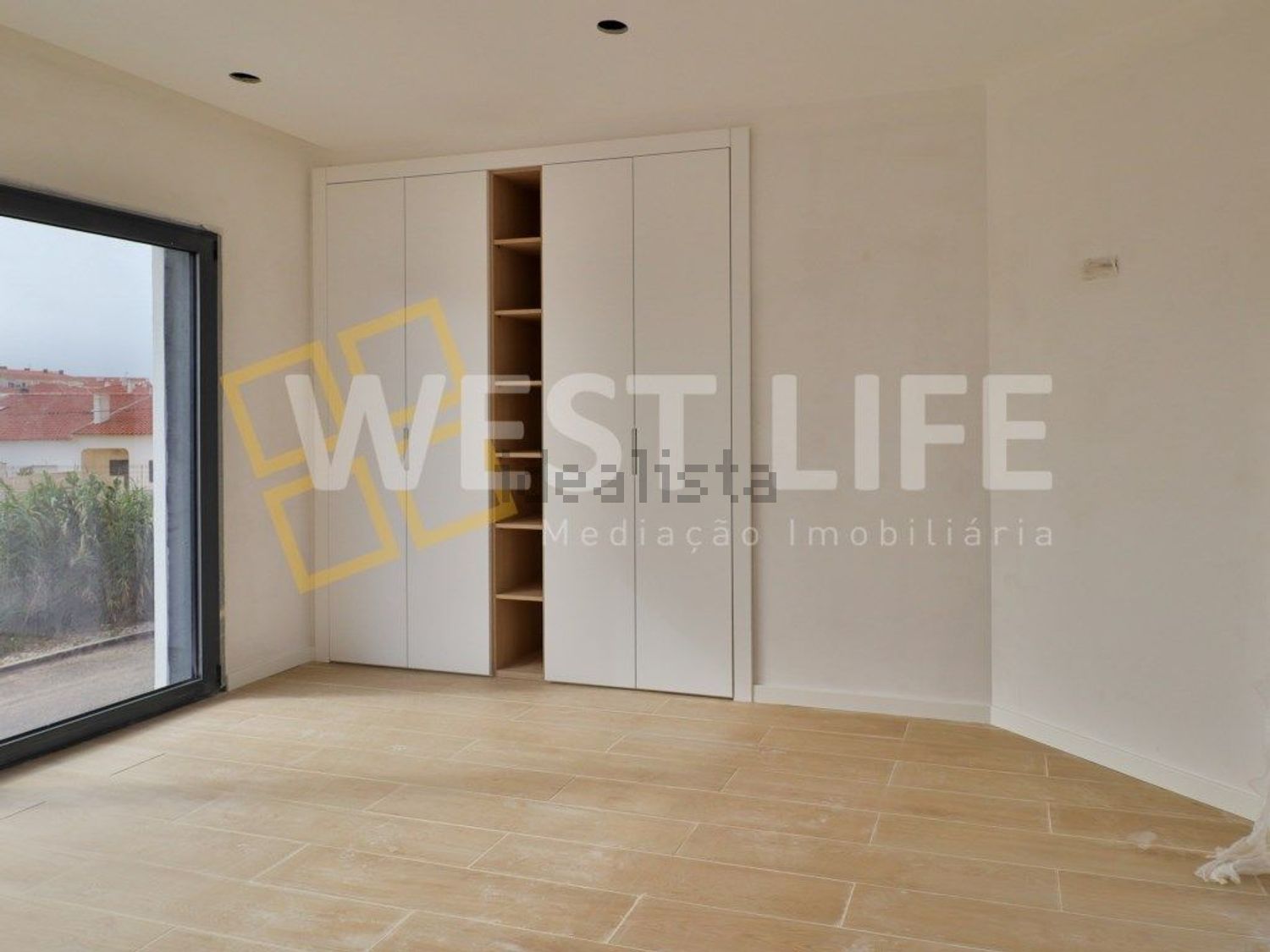 小楼房或独栋别墅出售在Centro - 居住