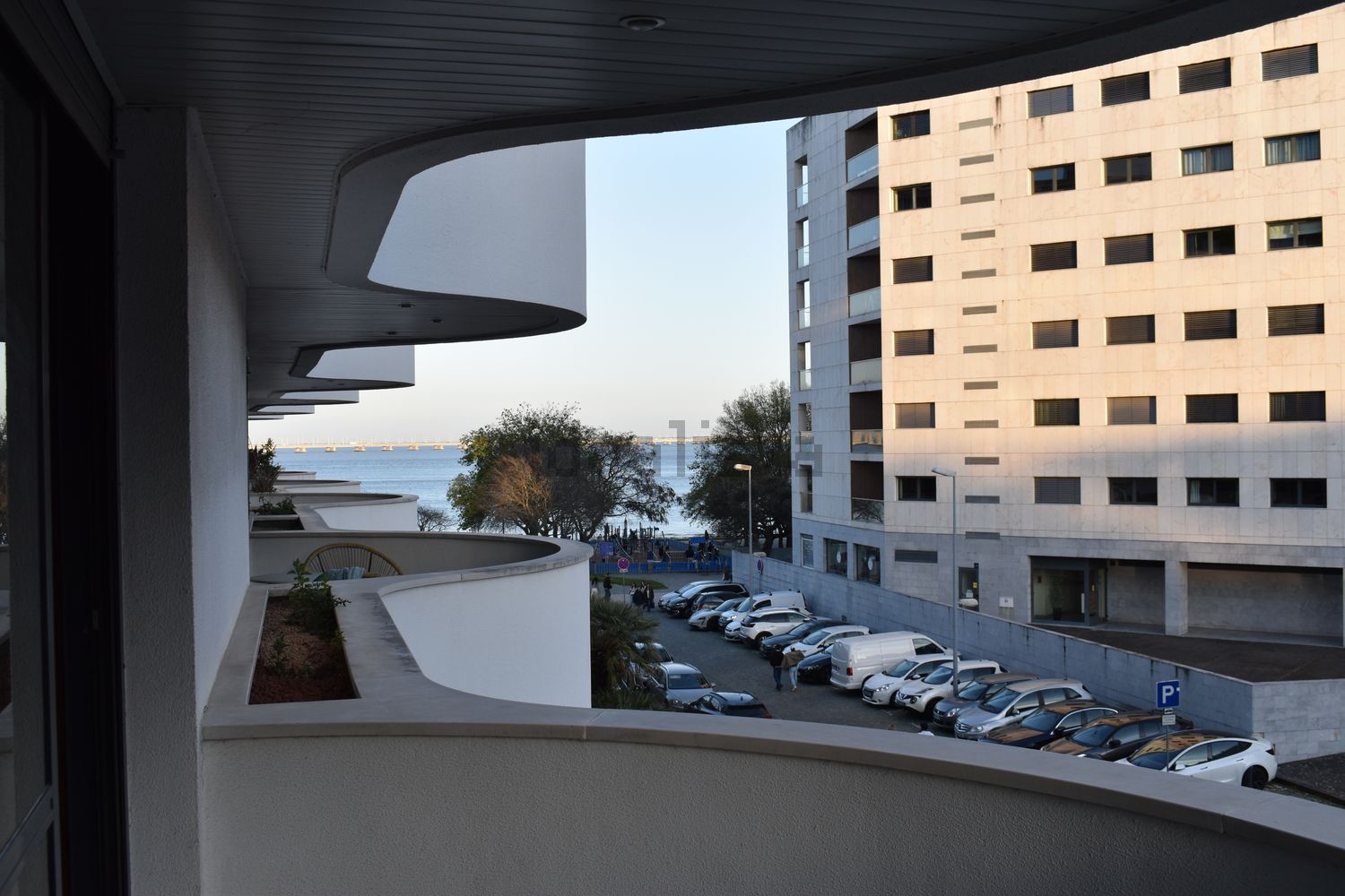 出租公寓 t2在Rua Comandante Cousteau, 8 - 露台