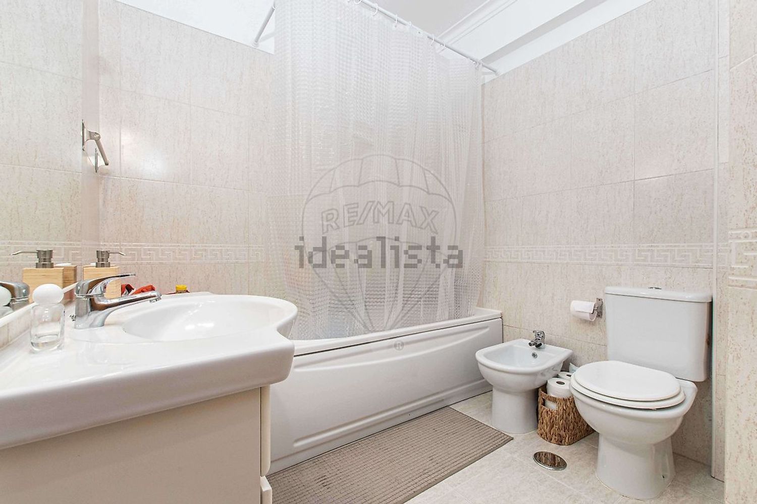 公寓 t2出售在Rua José Afonso - 卫生间