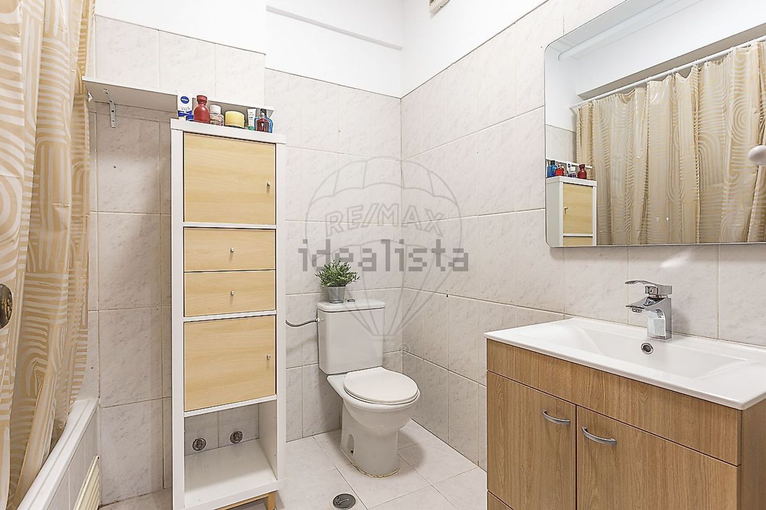 出租公寓 t2在Praça Arquimedes Silva Santos - 卫生间