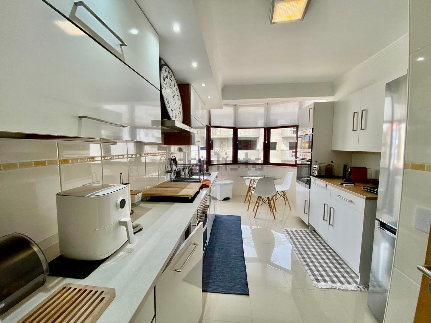 出租公寓 t3在Rua Rui Luis Gomes, 90 - 厨房