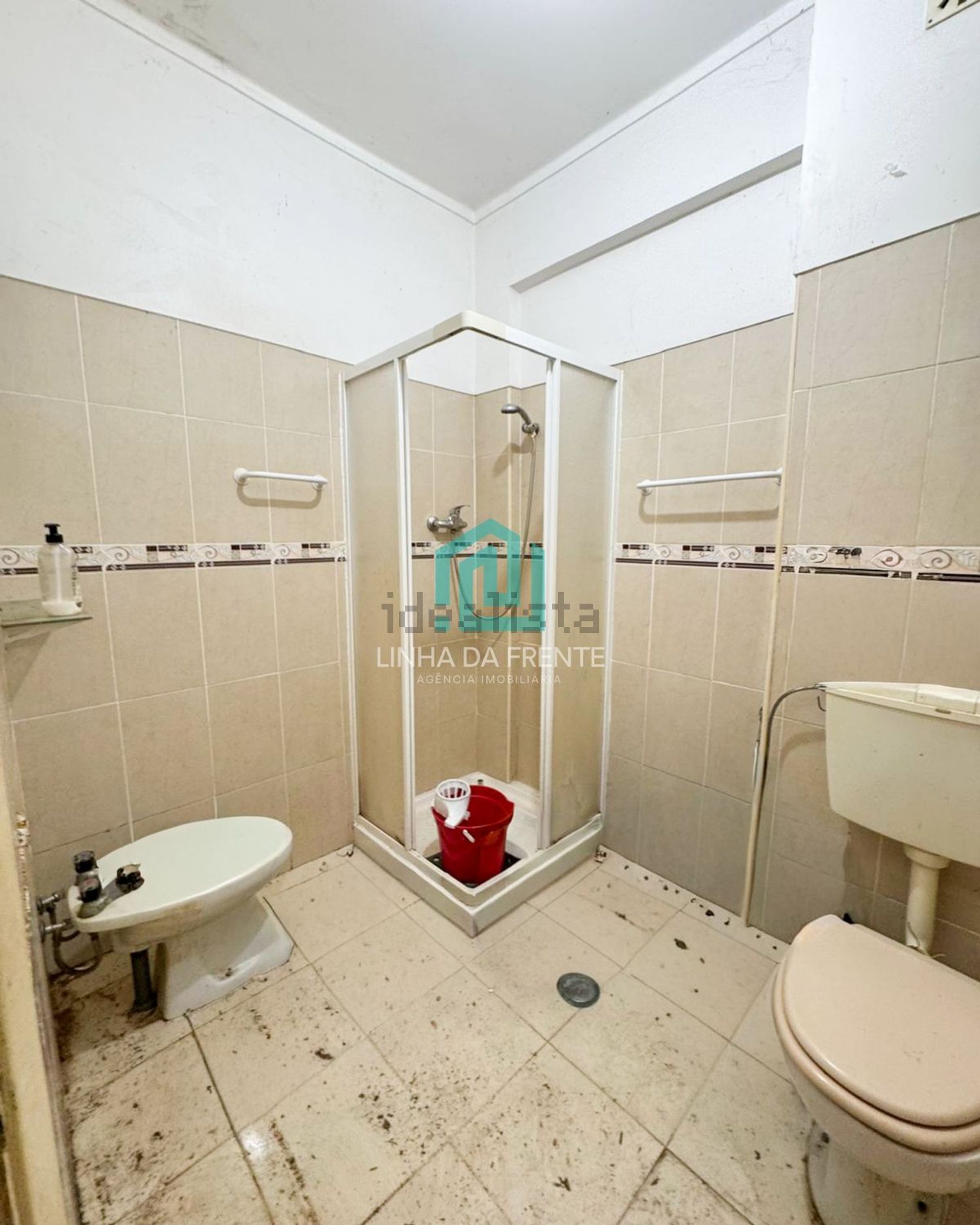 公寓 t2出售在Rua Bombeiros Voluntários, 14 - 卫生间