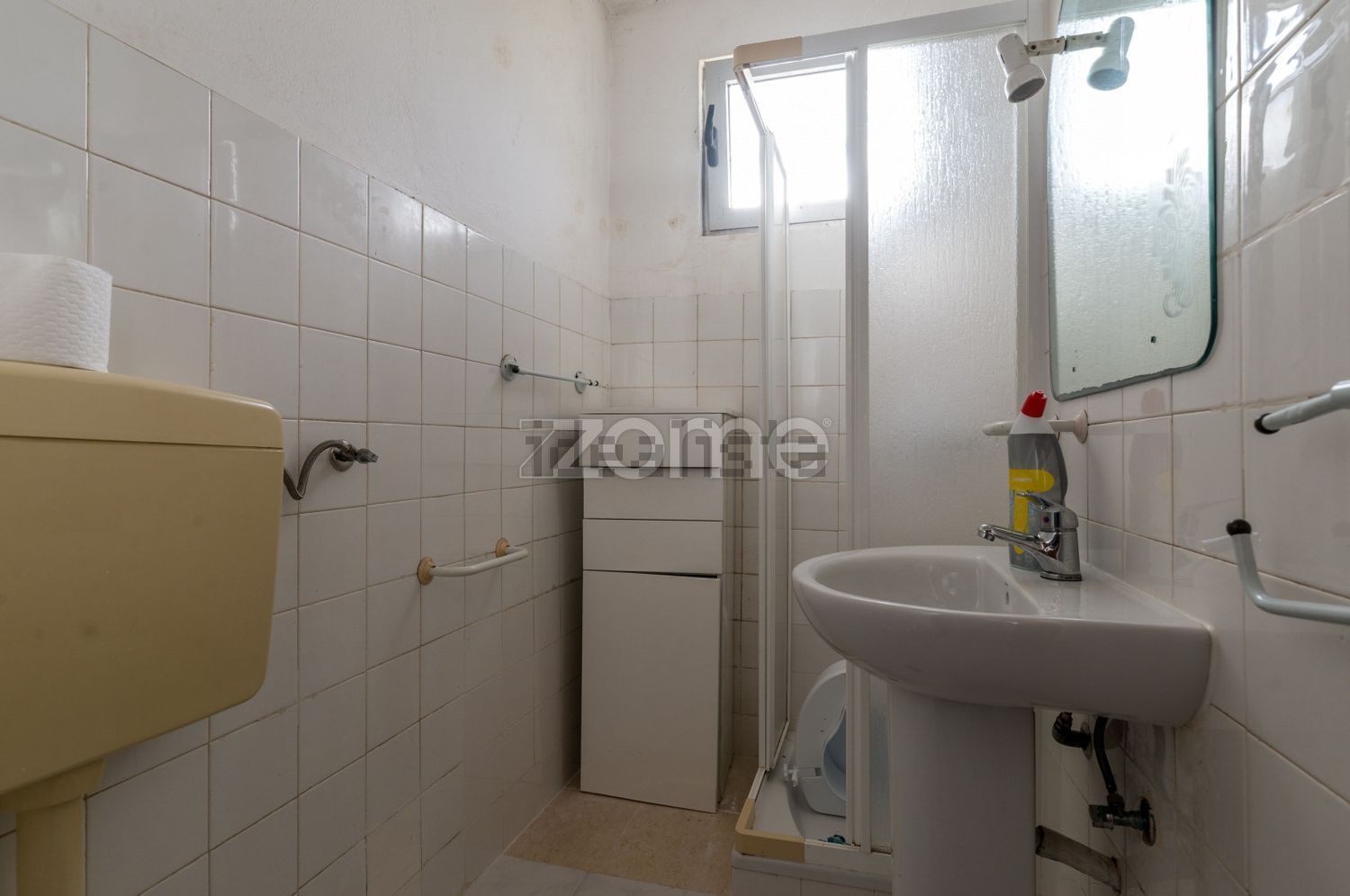 小楼房或独栋别墅出售在Rua 25 de Abril de 1974 s/n - 卫生间