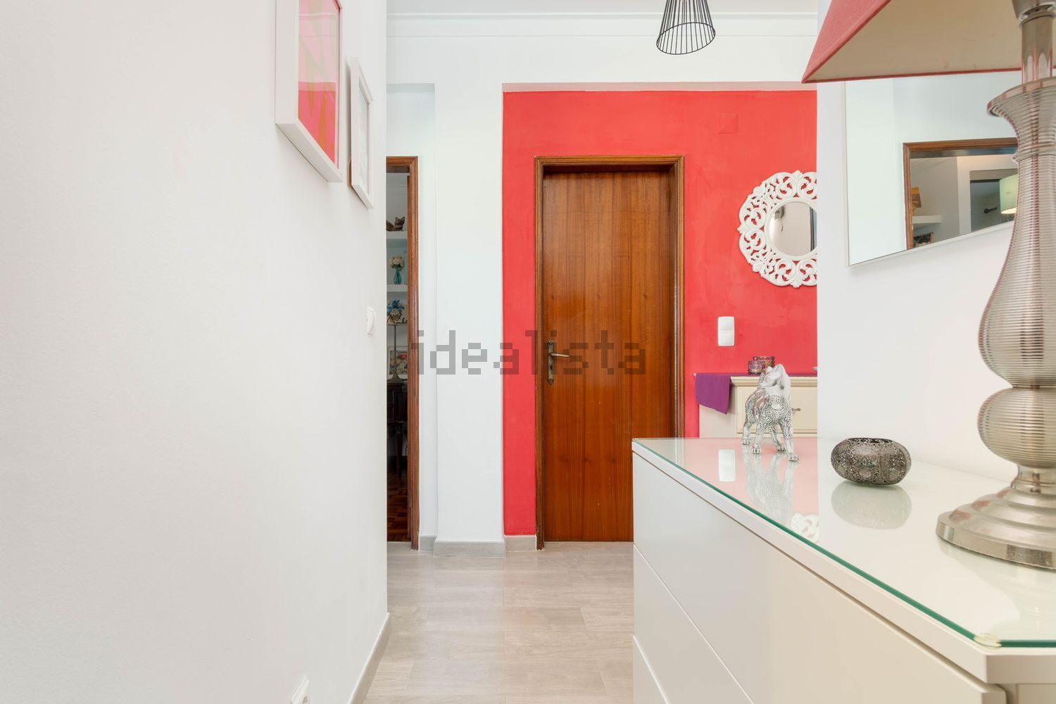 联排别墅出售在Rua Hortense Luz - 过道