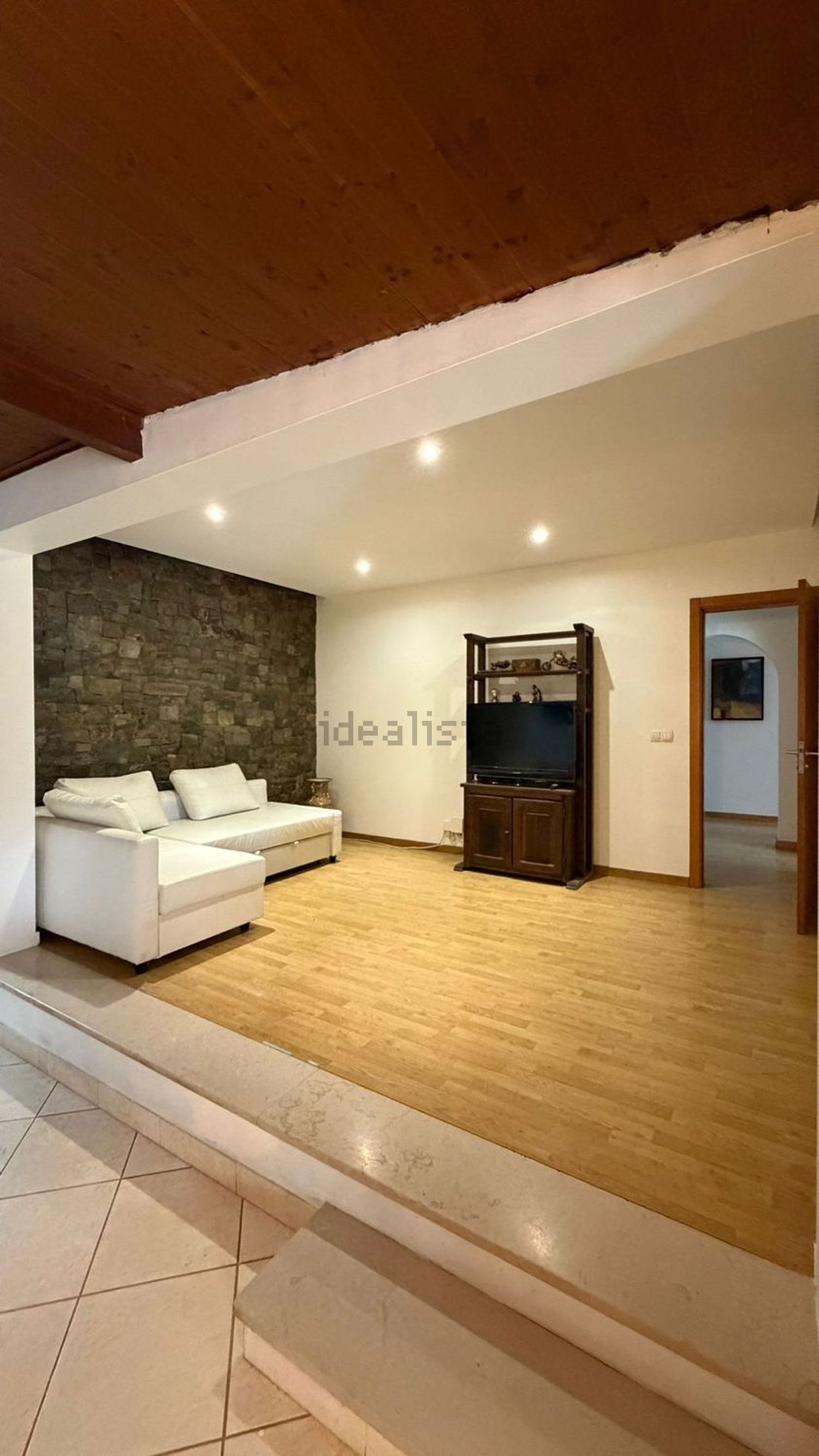 小楼房或独栋别墅出售在Rua das Rosas - 客厅