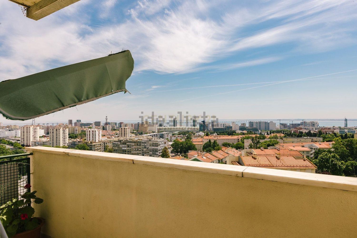 公寓 t5出售在Olivais - 视线