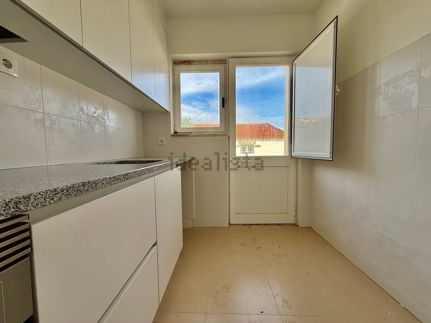 出租双拼别墅在Rua Alberto Tota - 厨房