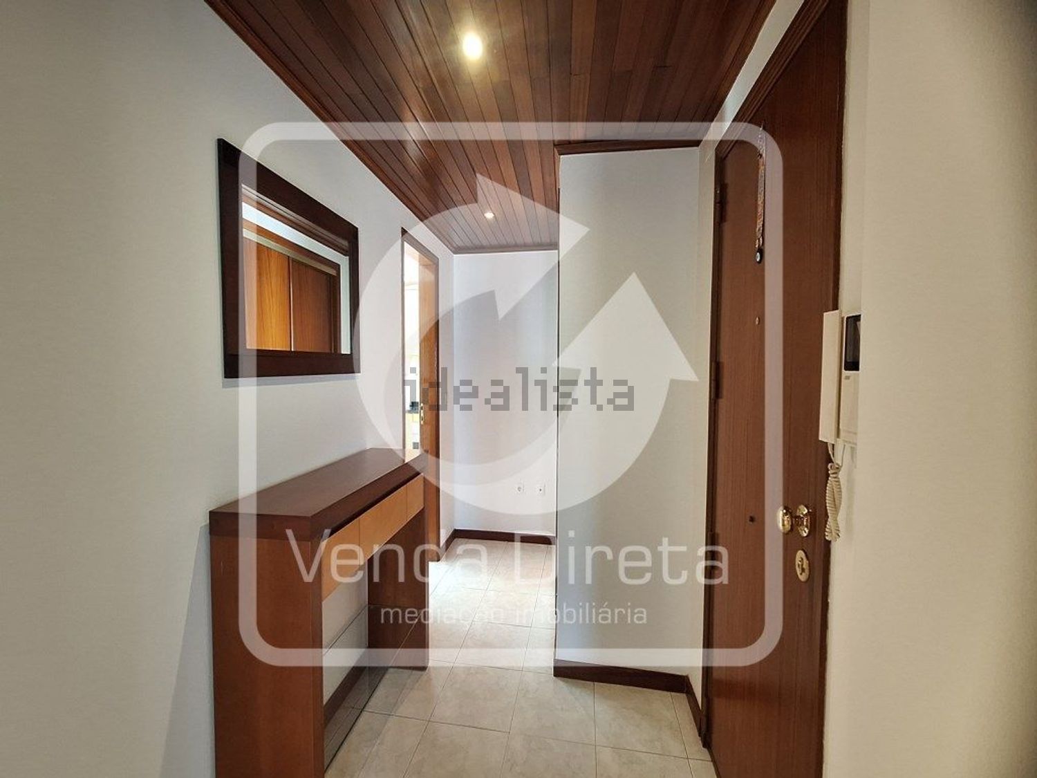 出租公寓 t3在Rua Salgueiro Maia, 34 - 前厅