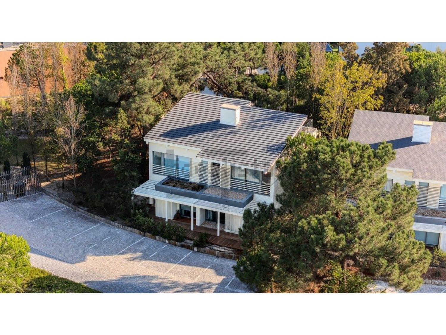 出租小楼房或独栋别墅在Alameda do Zambujeiro - 外立面