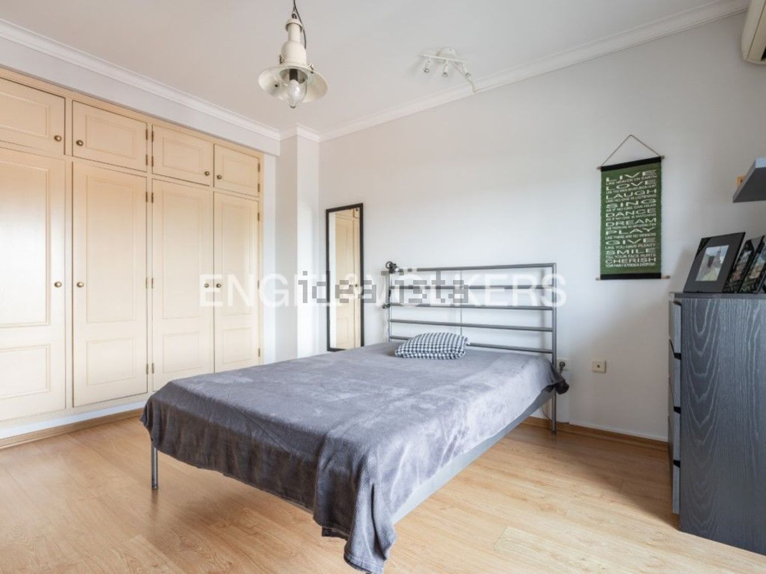 小楼房或独栋别墅出售在Caparica e Trafaria - 卧室