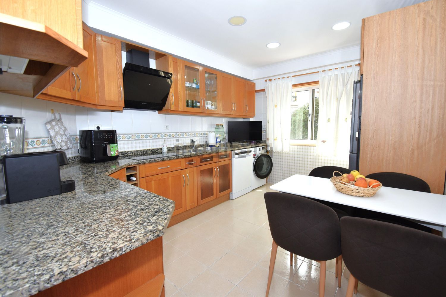 公寓 t2出售在Avenida Afonso Costa, 51 - 厨房