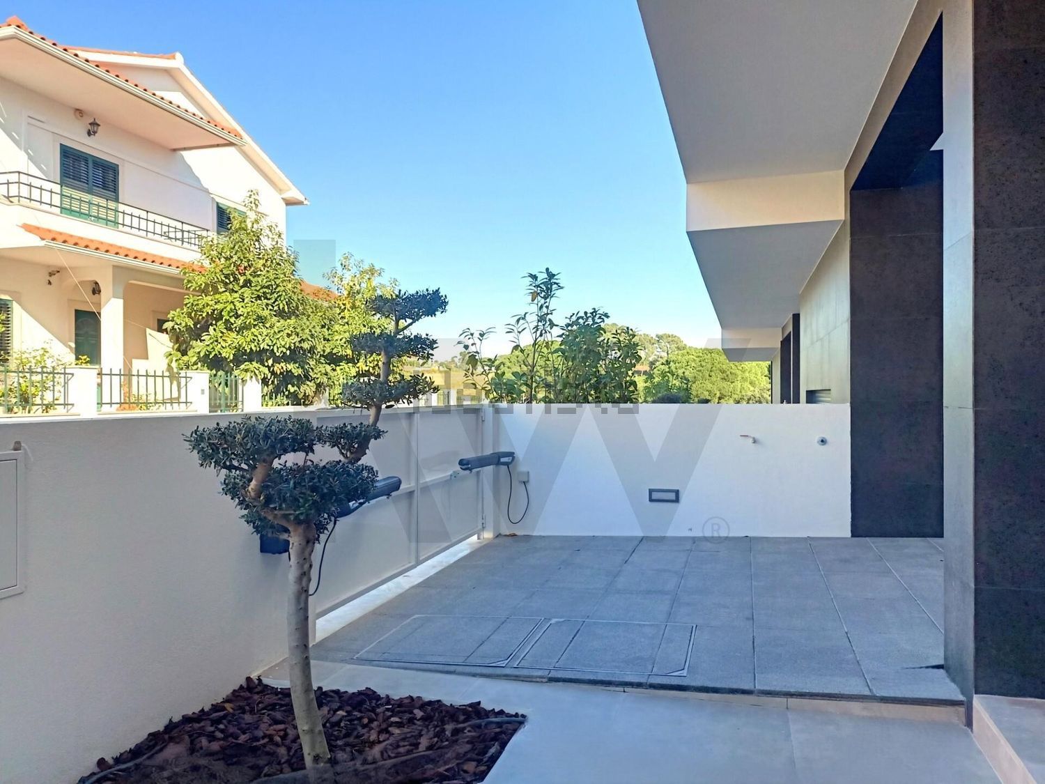 双拼别墅出售在Rua Marechal Craveiro Lopes s/n - 阳台