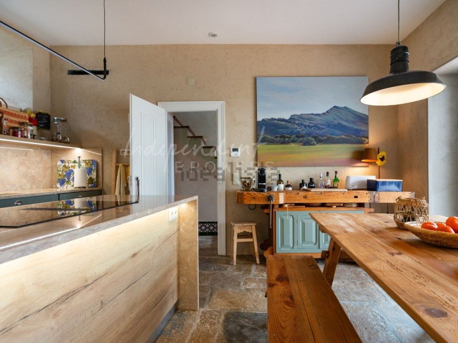 出租小楼房或独栋别墅在Rua Miguel Bombarda, 2 - 客厅