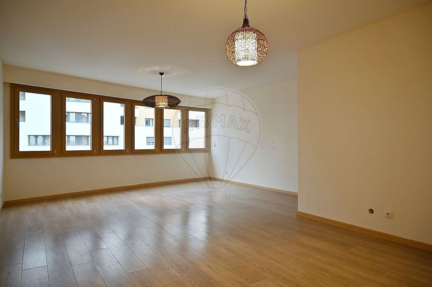 出租公寓 t3在Avenida Diogo Cão