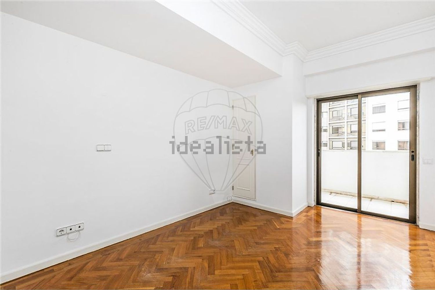 出租公寓 t4在Rua Major Neutel de Abreu - 居住