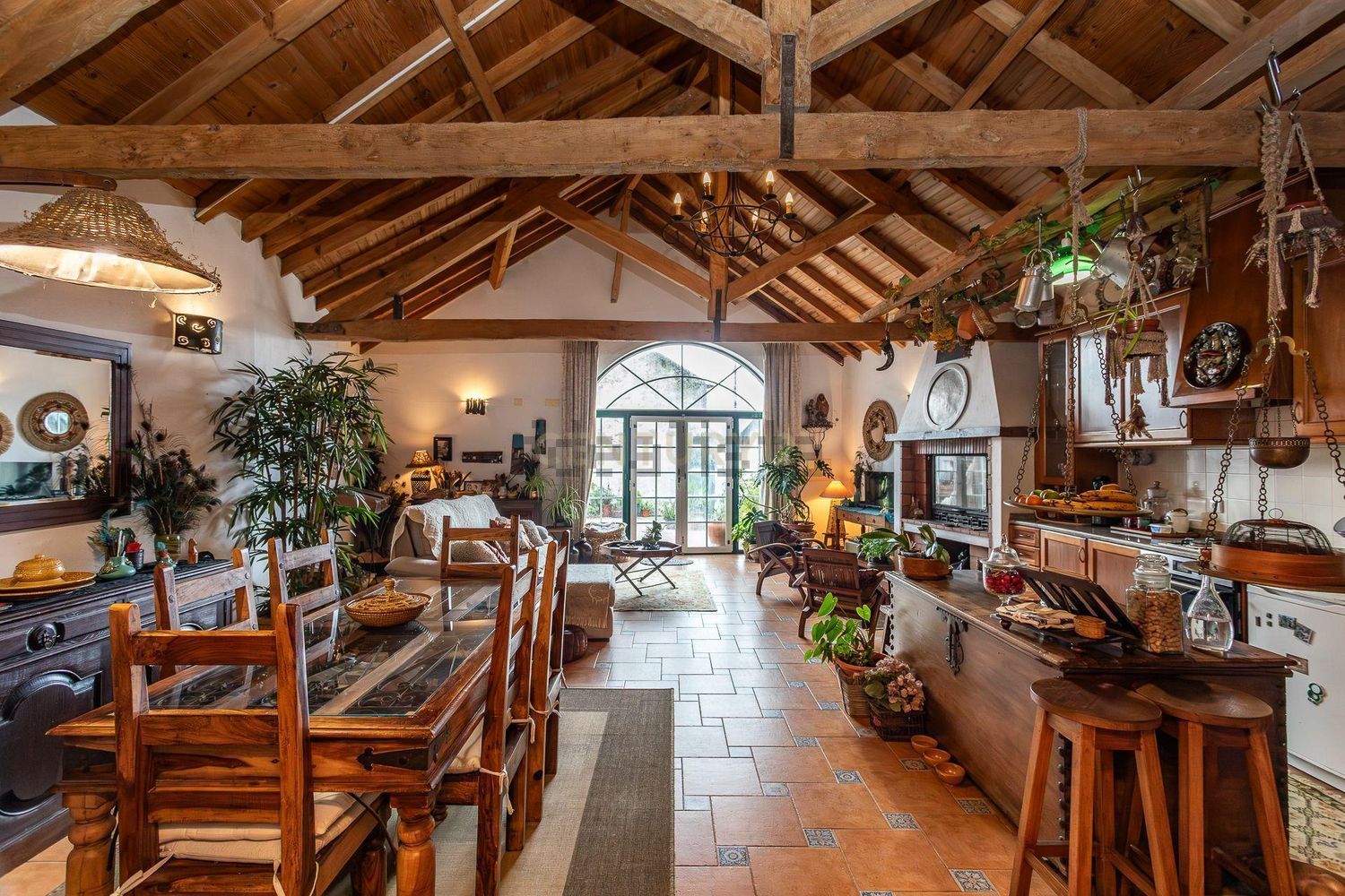 小楼房或独栋别墅出售在Rua Nossa Senhora dos Remédios, 32 - 客厅