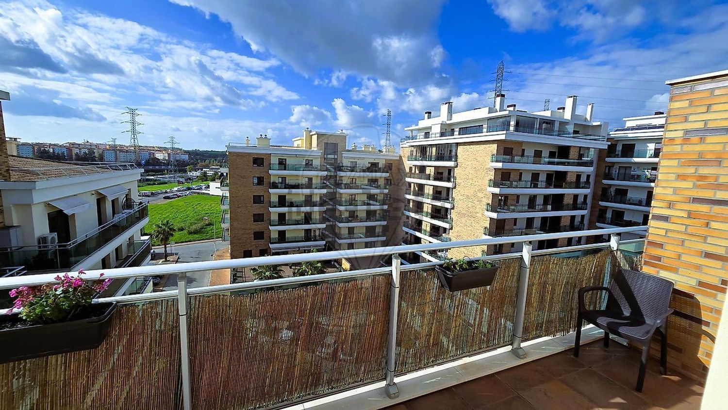 出租公寓 t3在Rua Marechal António de Spínola - 阳台