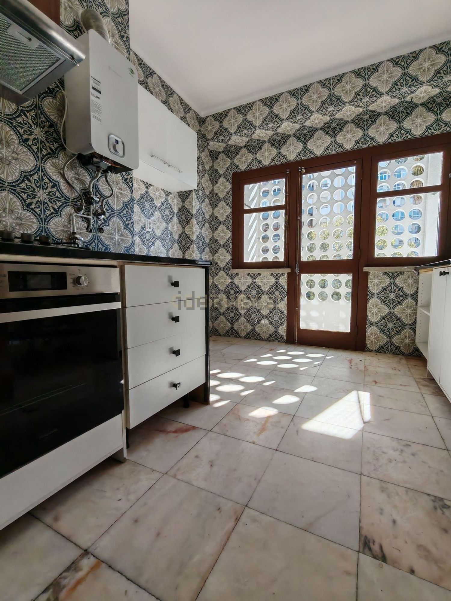 出租公寓 t3在Praceta Ferreira de Castro, 1 - 厨房