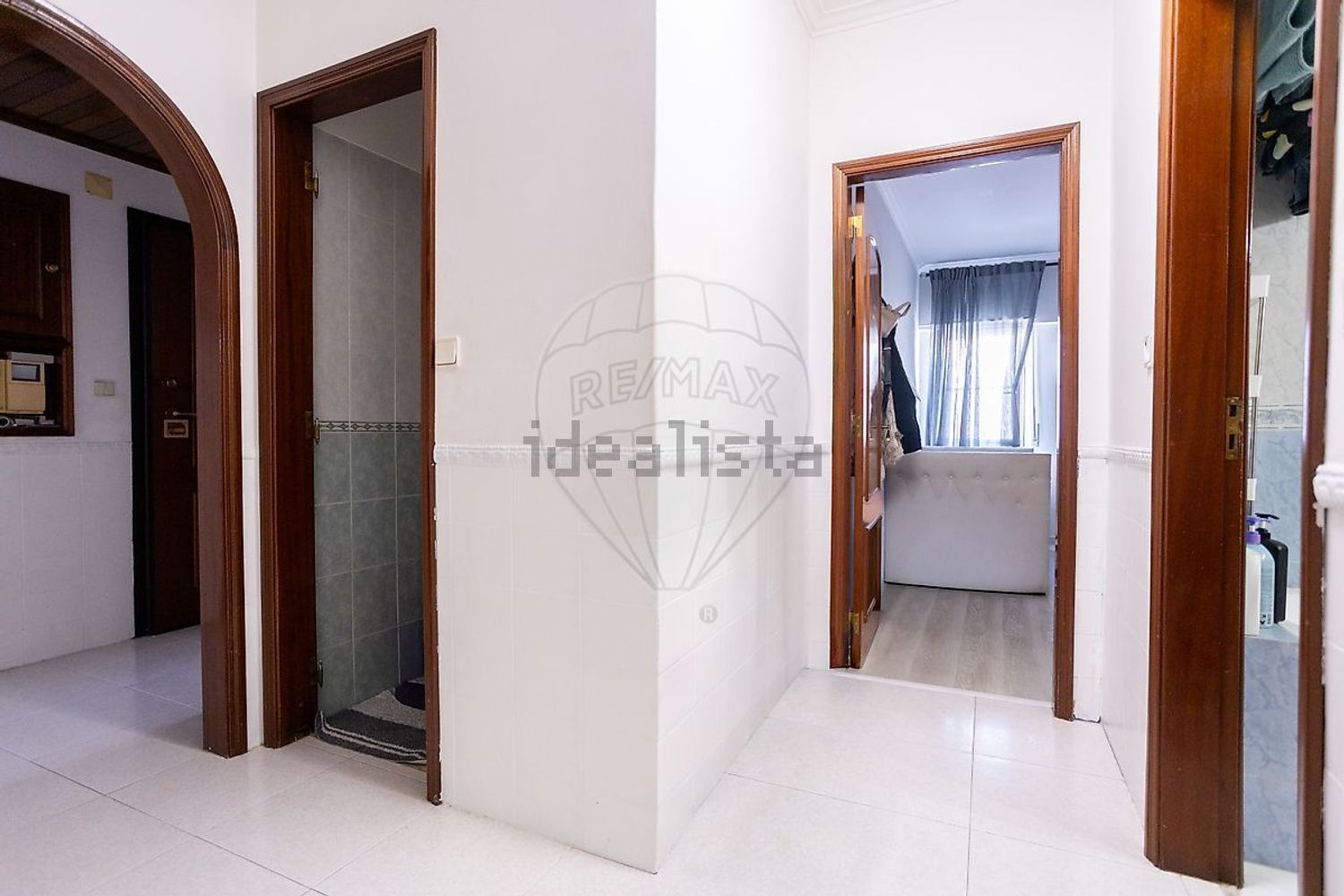 公寓 t2出售在Praceta Infante Dom Henriques - 过道