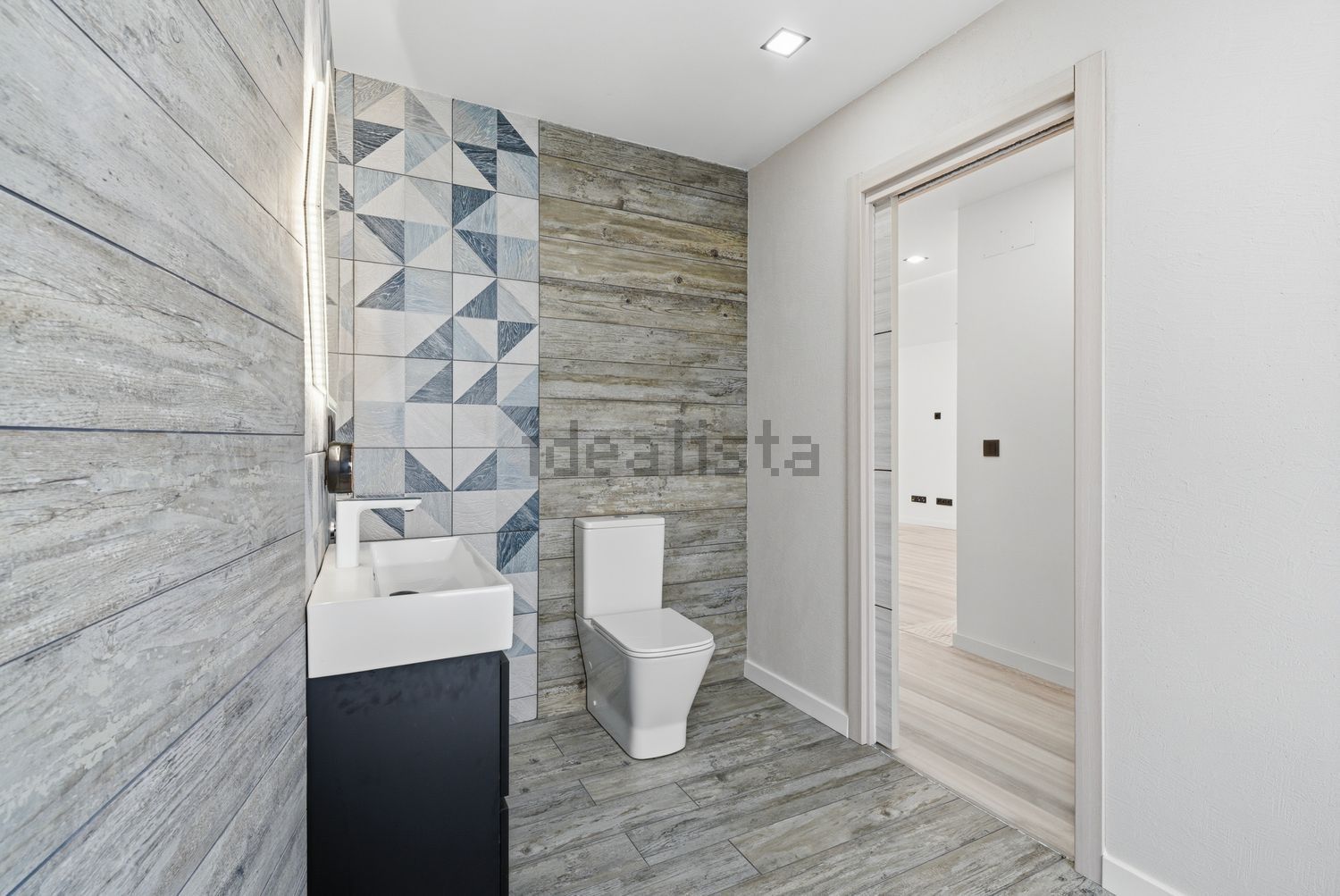 联排别墅出售在Rua da Arieira, 20 - 卫生间