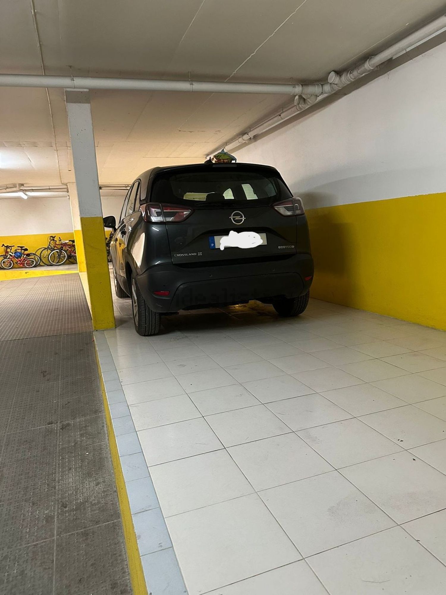 公寓 t2出售在Rua Arnaldo Cortiço - 停车位