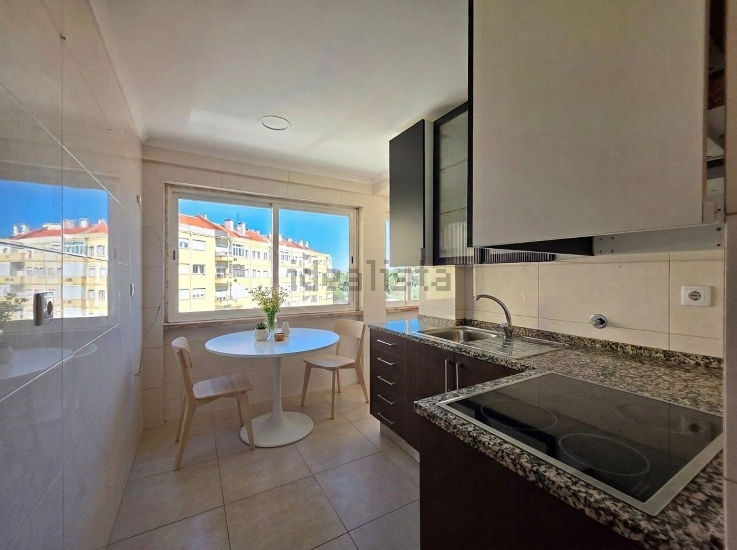 公寓 t2出售在Rua Barbosa du Bocage - 厨房