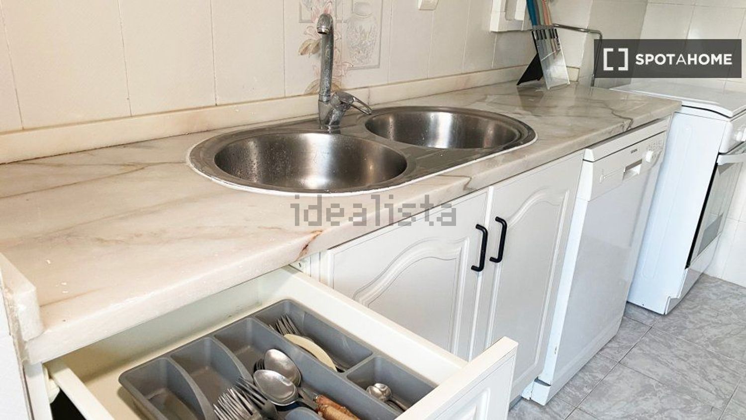 出租房间在Rua Francisco Foreiro - 厨房