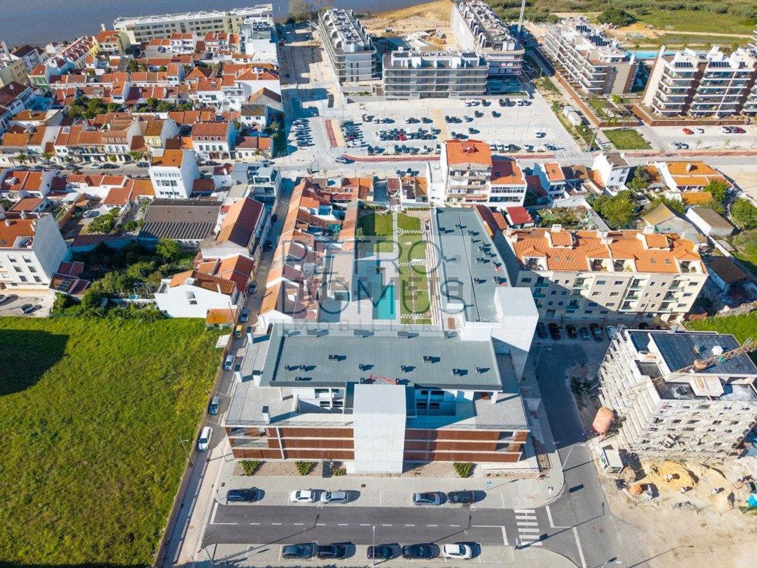 公寓 t2出售在Rua Padre Francisco António Ferreira - 照片