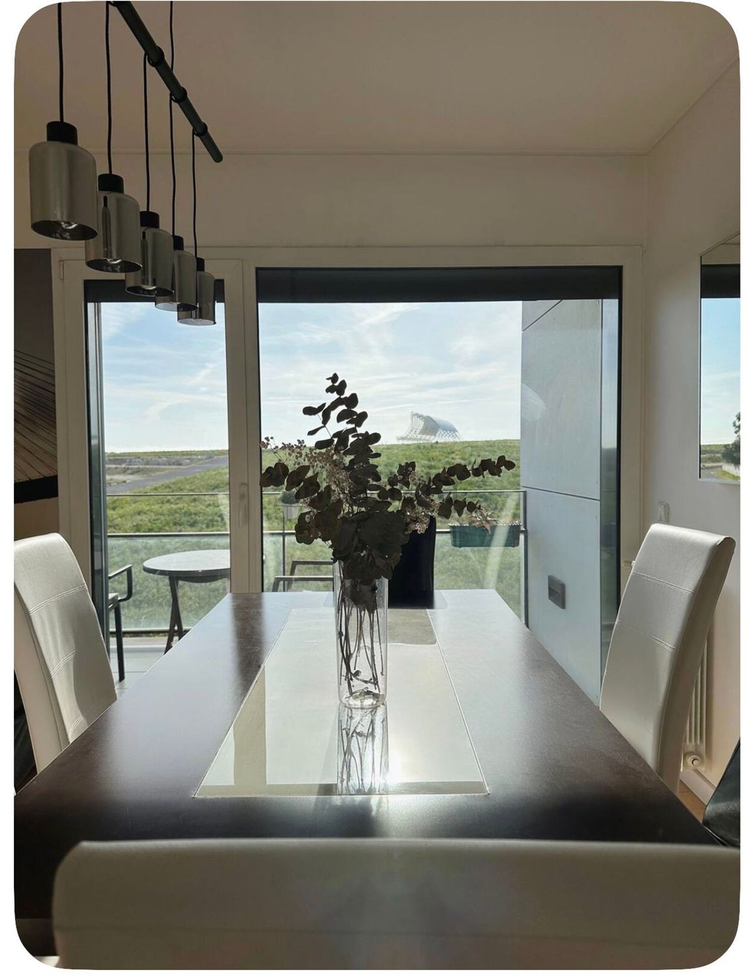 出租小楼房或独栋别墅在Rua do Volga, 1 - 餐厅