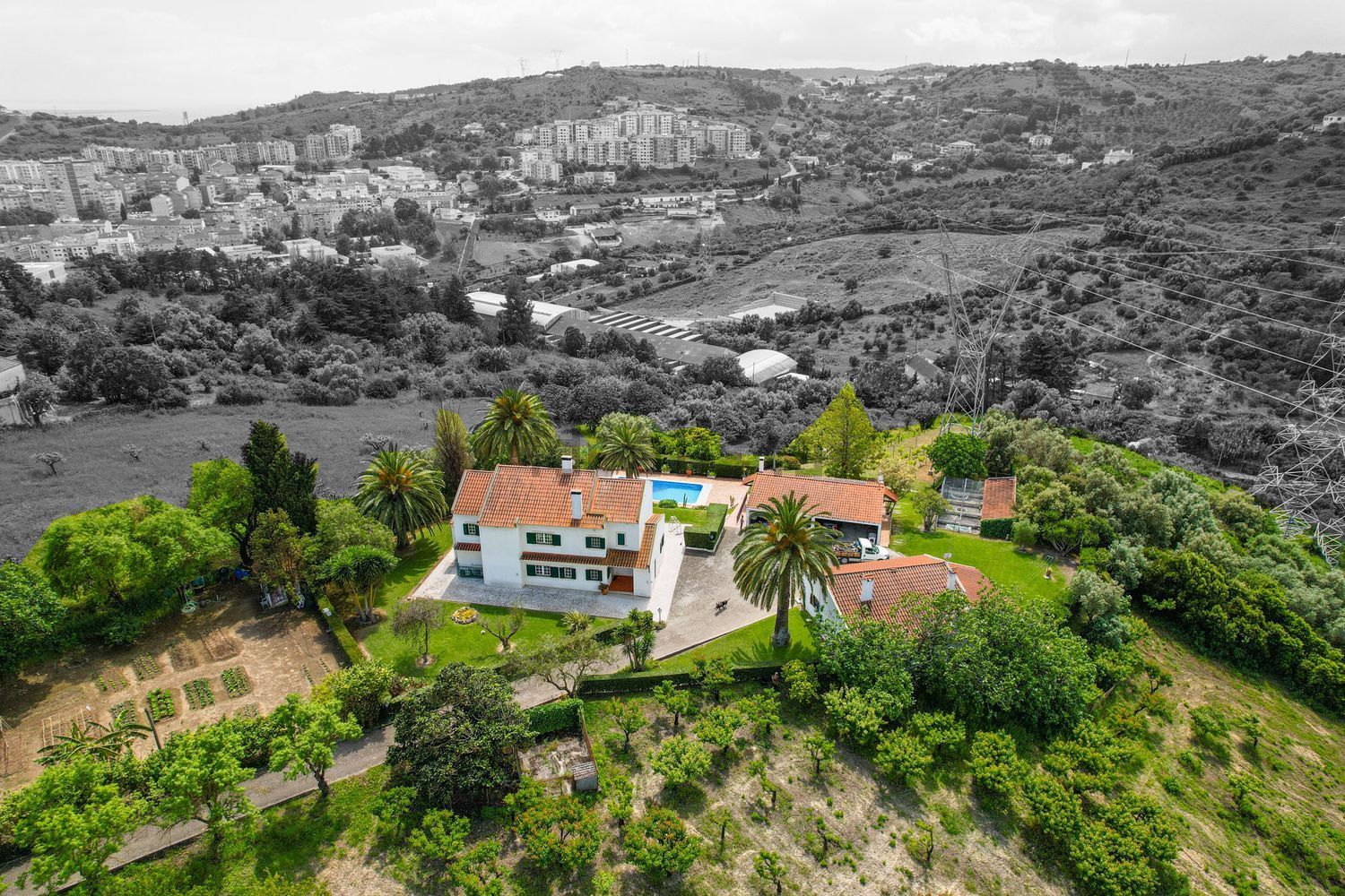 小楼房或独栋别墅出售Estr. da Serralheira de Baixo - 视线