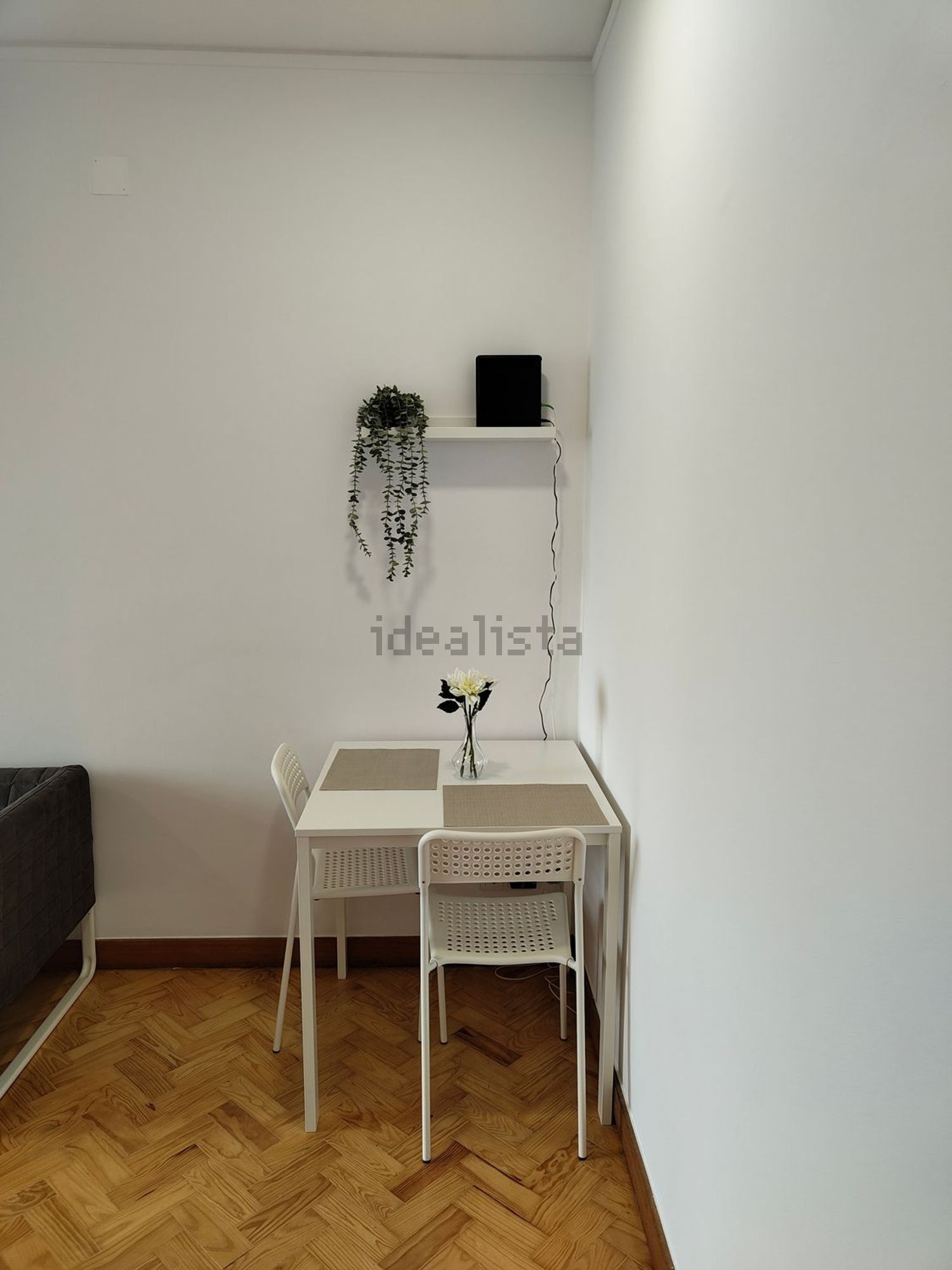 出租房间在Avenida Conde de Oeiras, 12 - 客厅